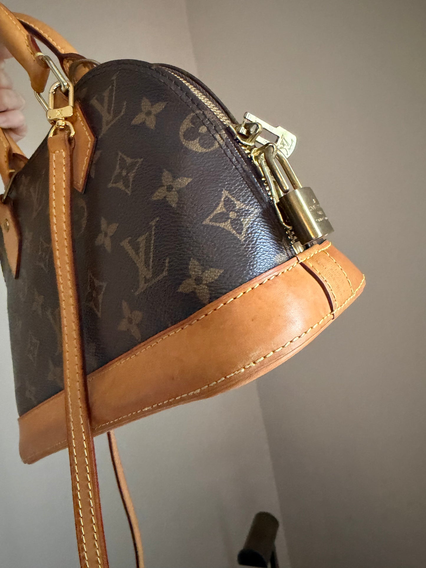 ❗️SOLD❗️Alma bb Monogram