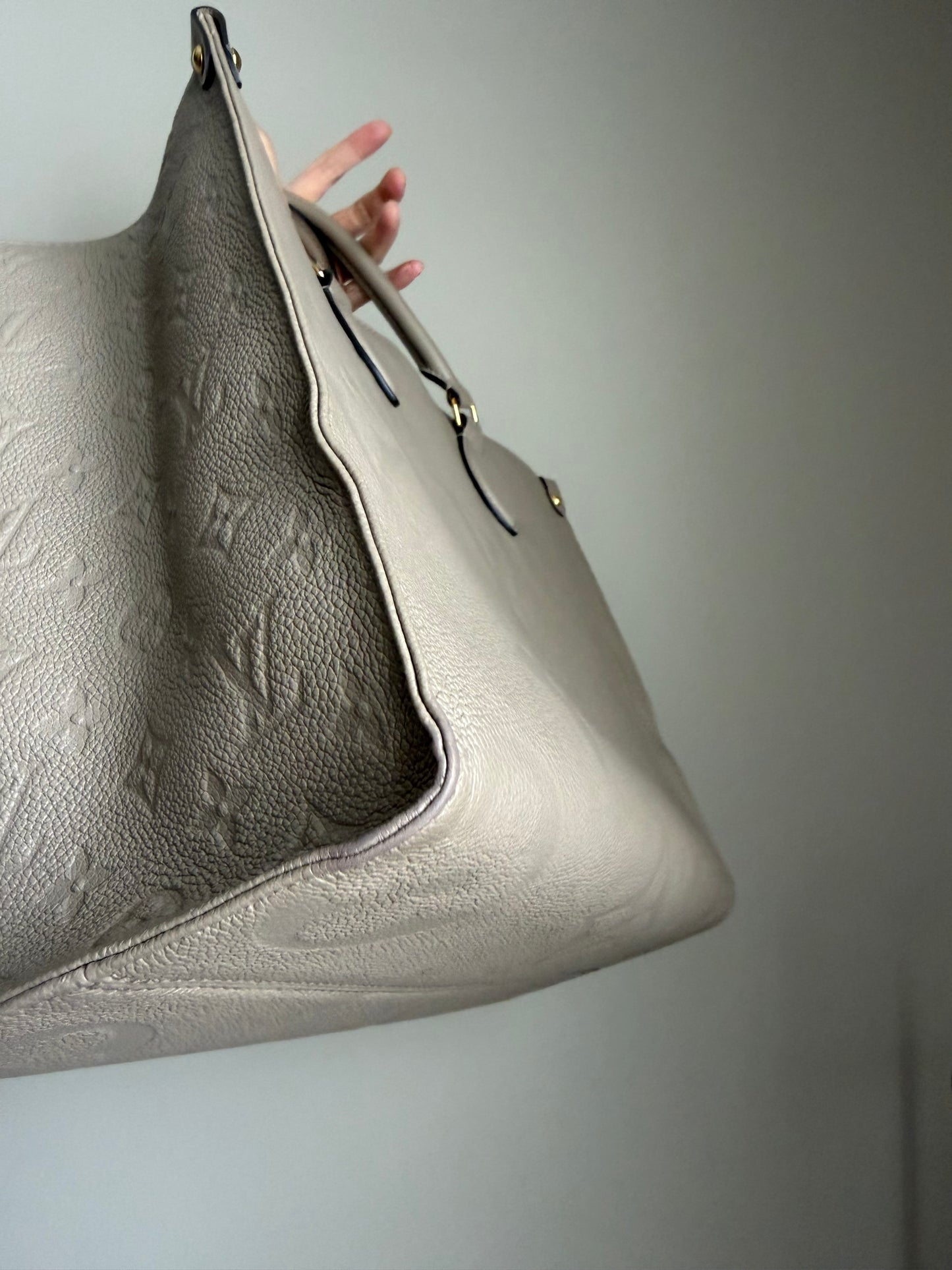 ❗️SOLD❗️On-The-Go MM turtledove (microchip)
