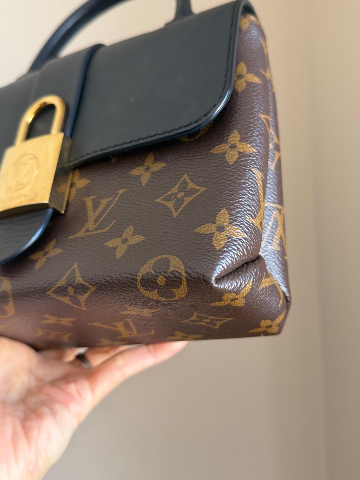 ❗️SOLD❗️Black Locky BB in Monogram