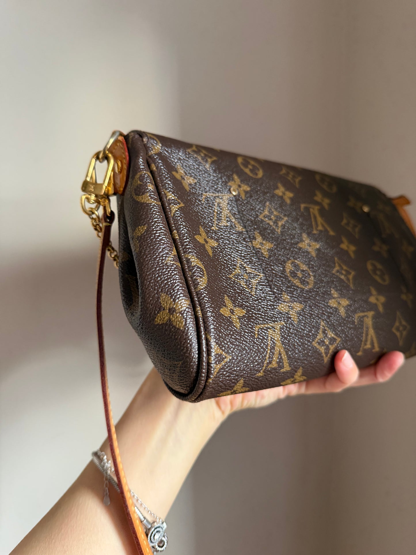 ❗️SOLD❗️ Favourite MM bag in monogram