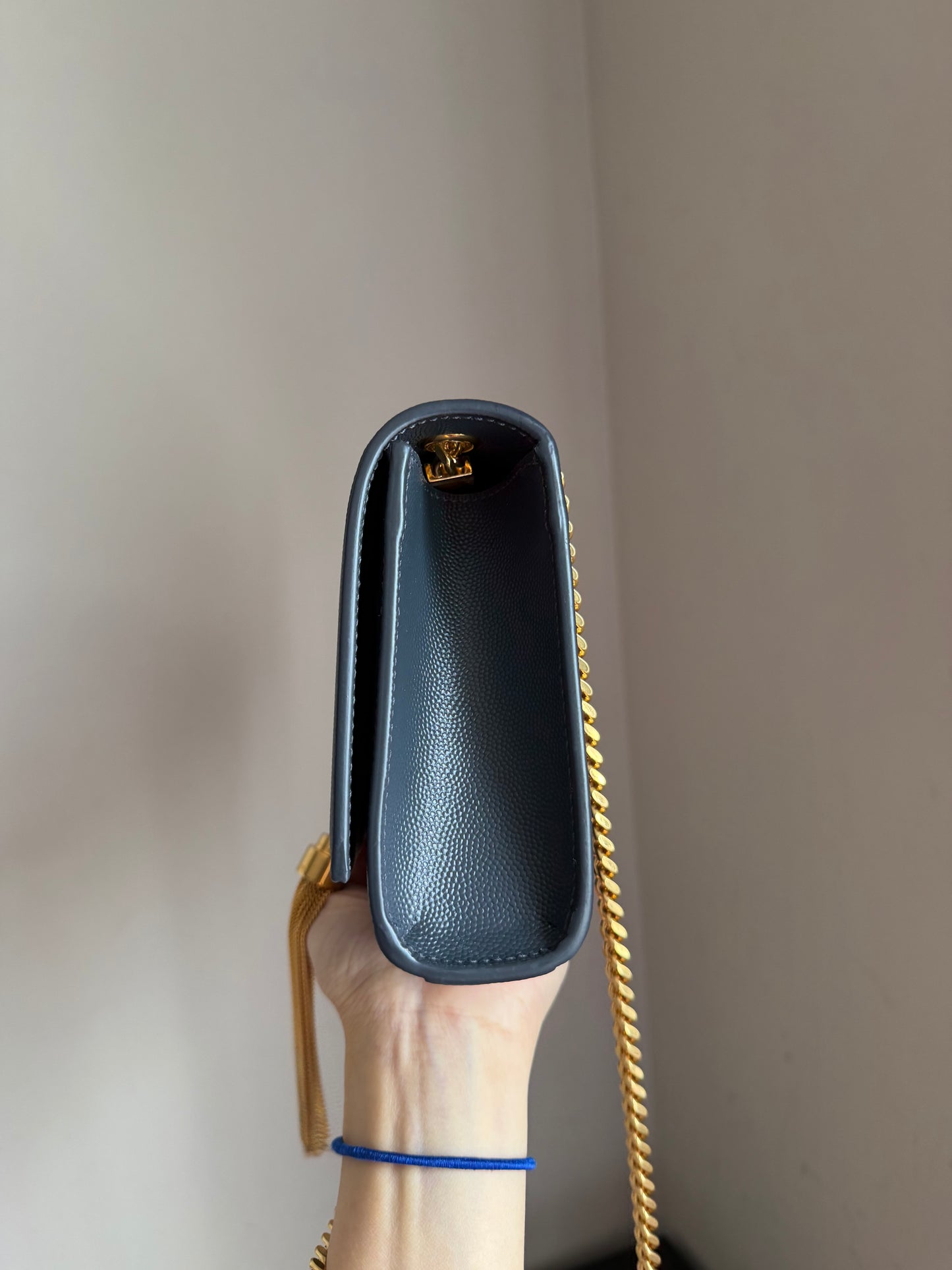 Small Kate tassel in Ghw