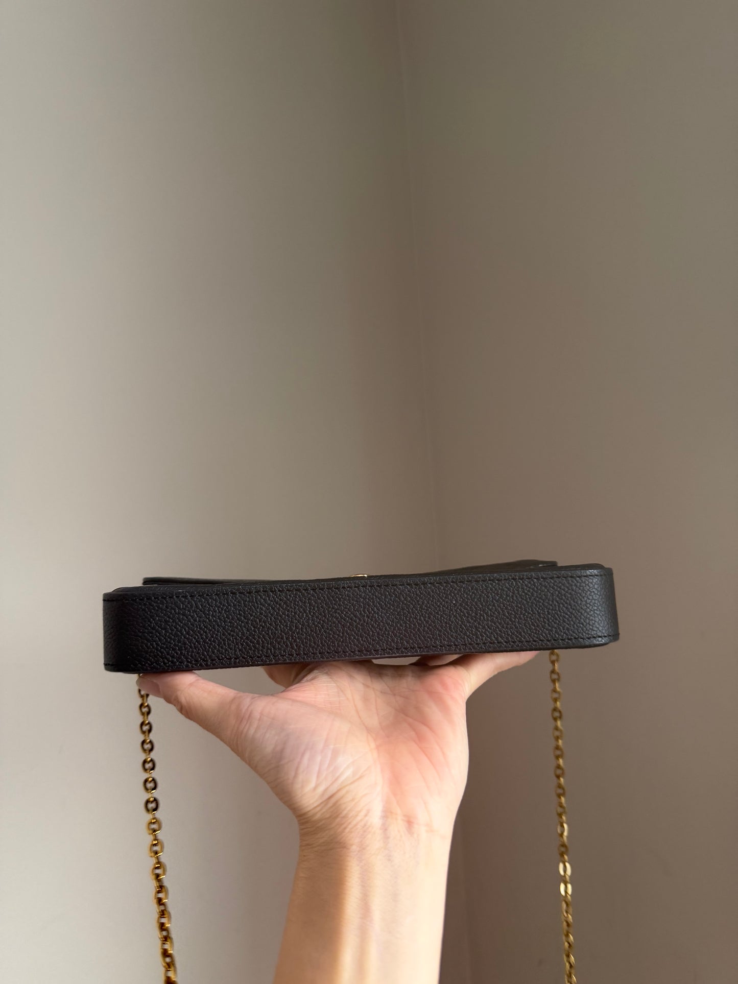 ❗️SOLD❗️Black Empreinte Felicie both inserts (microchip)
