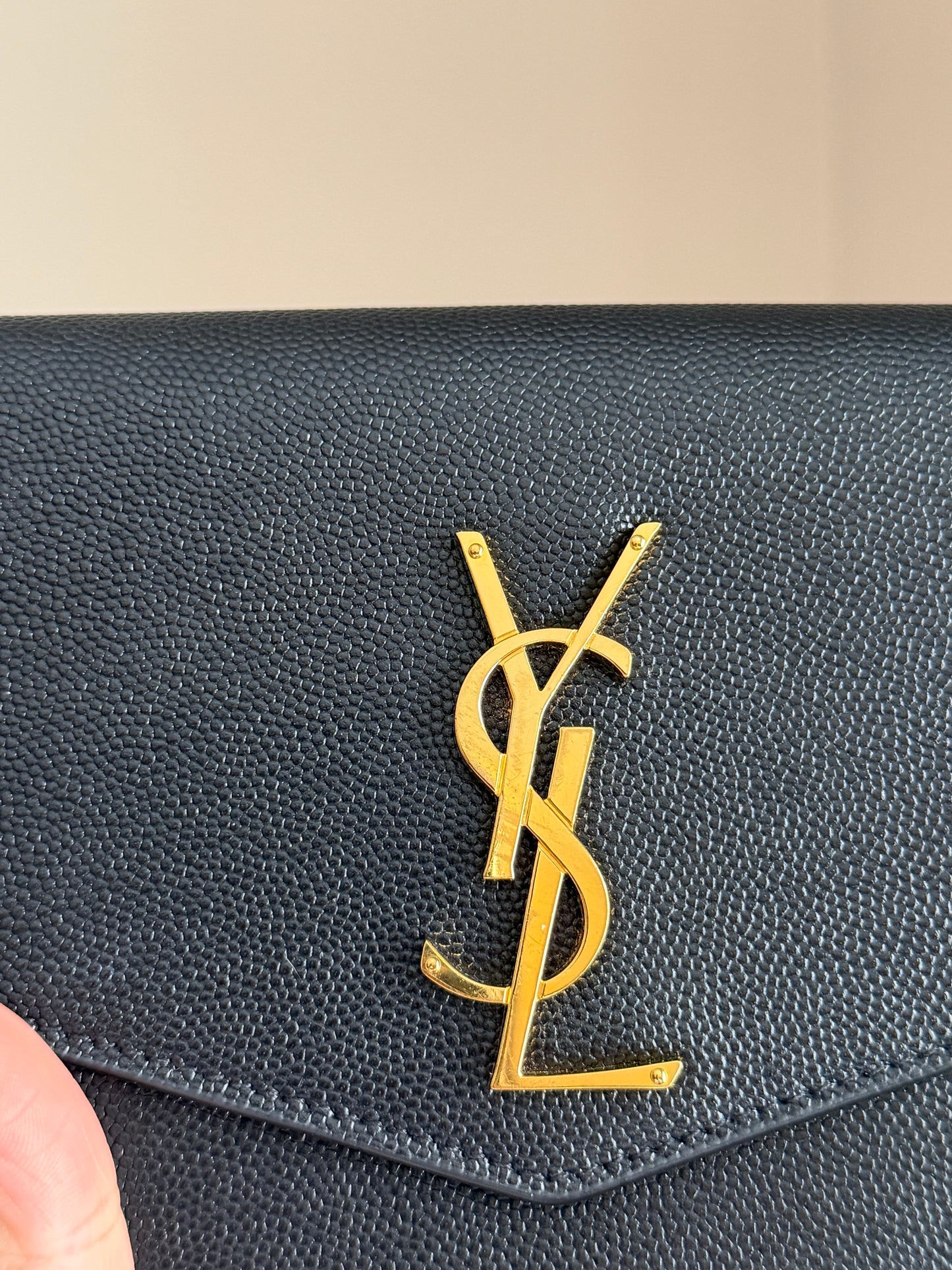 ❗️SOLD❗️Uptown WOC with cardholder