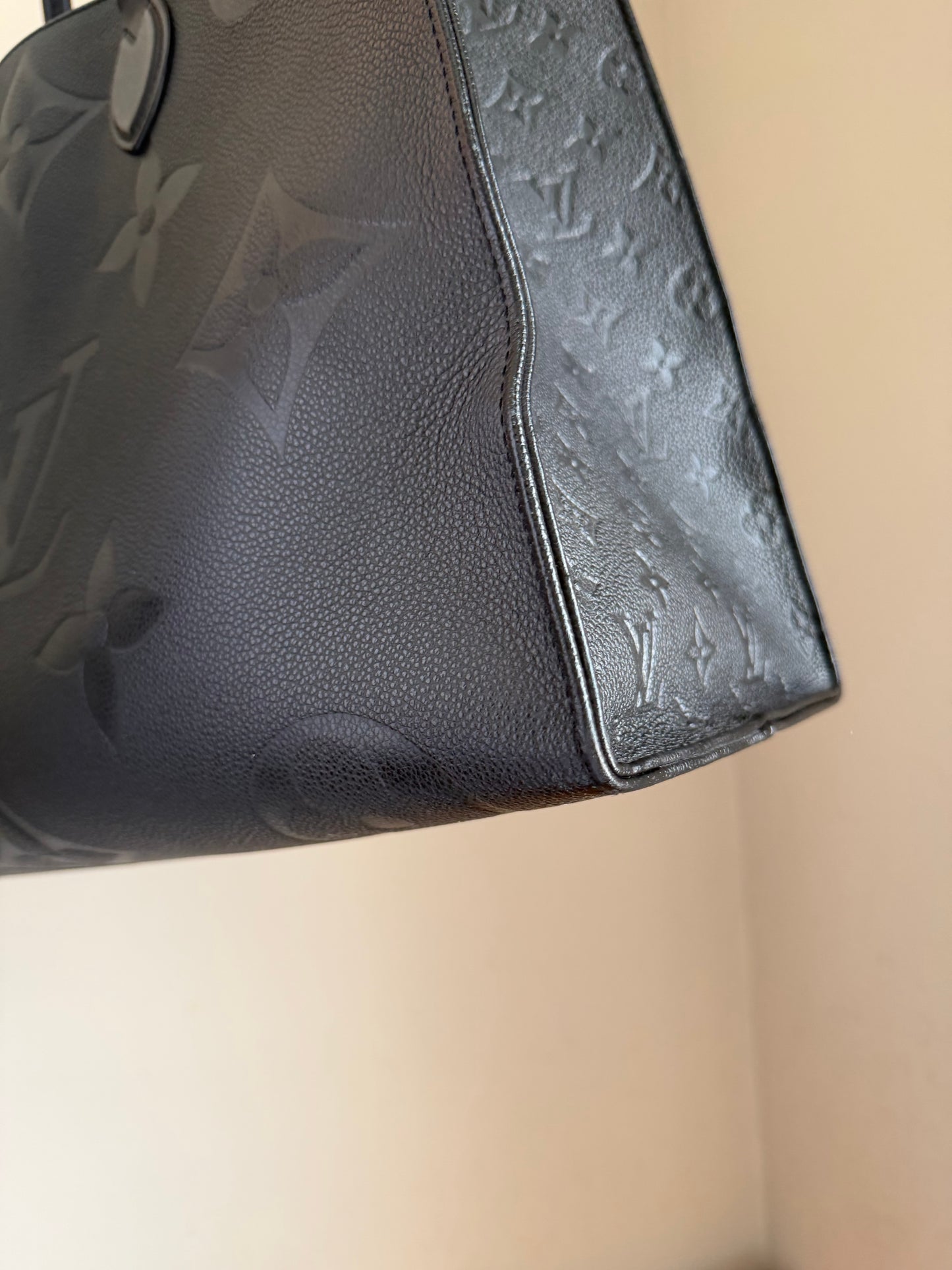 ❗️SOLD❗️Black Empreinte On-The-Go GM