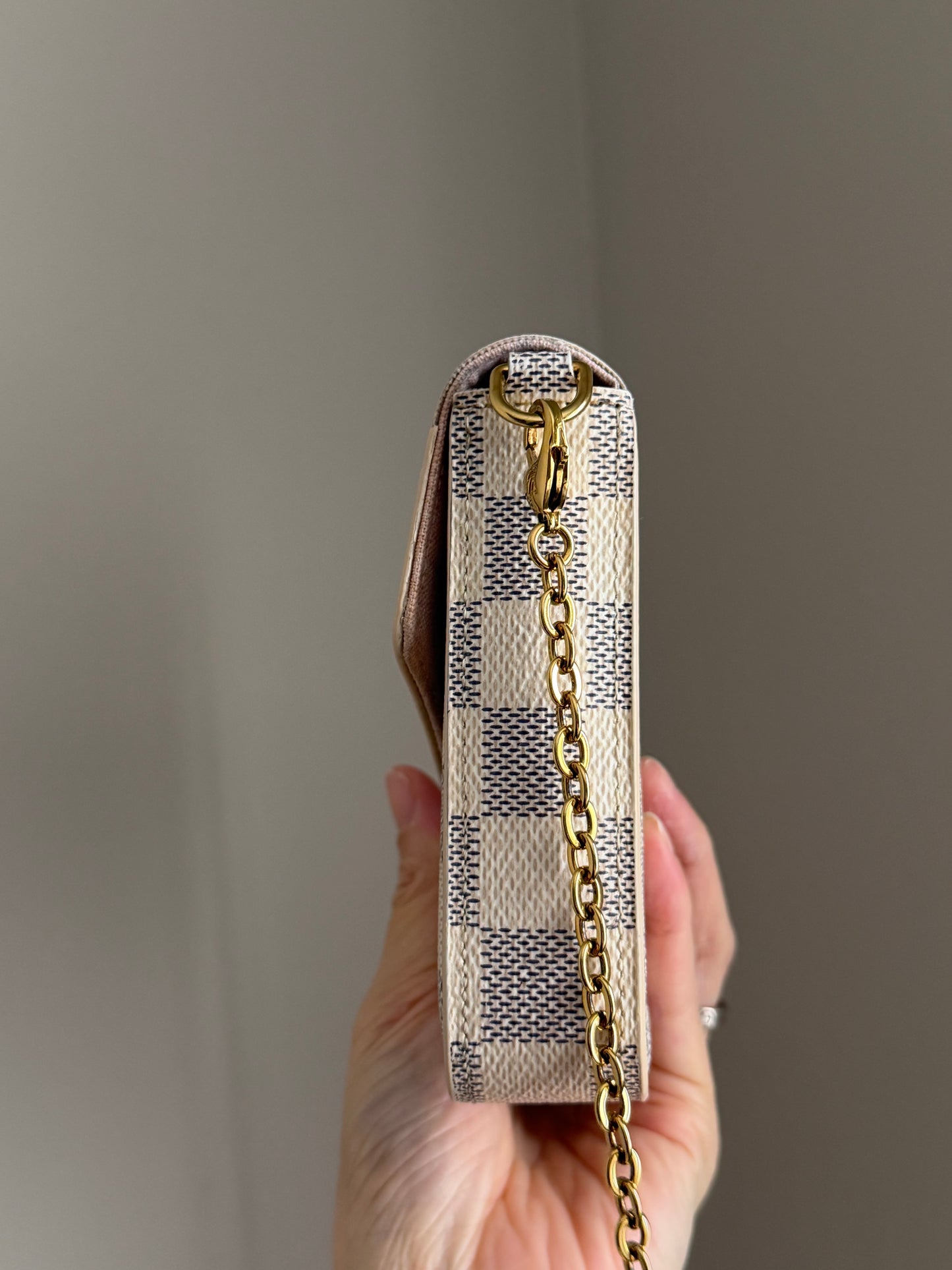 ❗️SOLD❗️Damier Azur Felicie Bag Only no Inserts