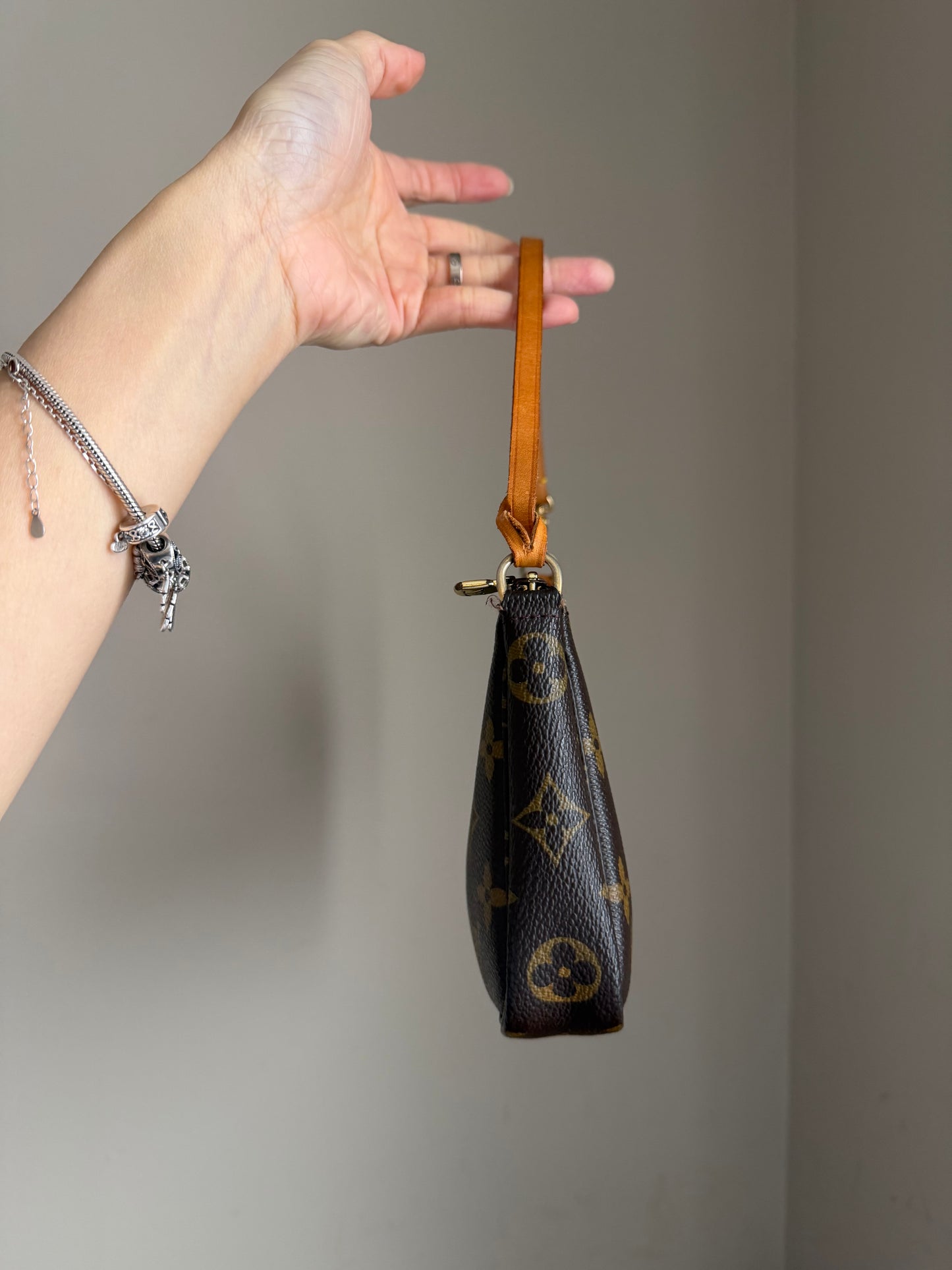 ❗️SOLD❗️Monogram Pochette