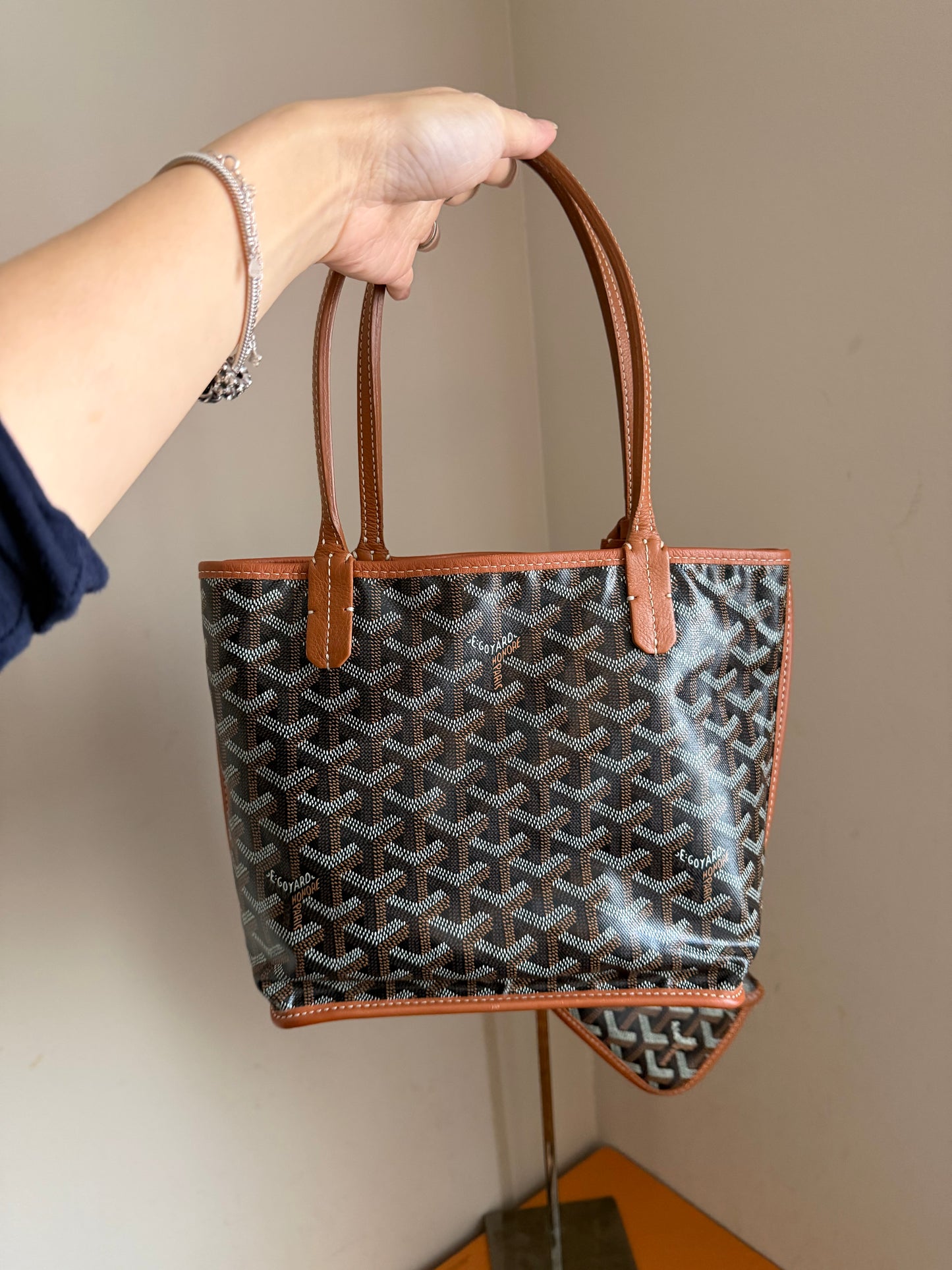 ❗️SOLD❗️Brown Mini Anjou