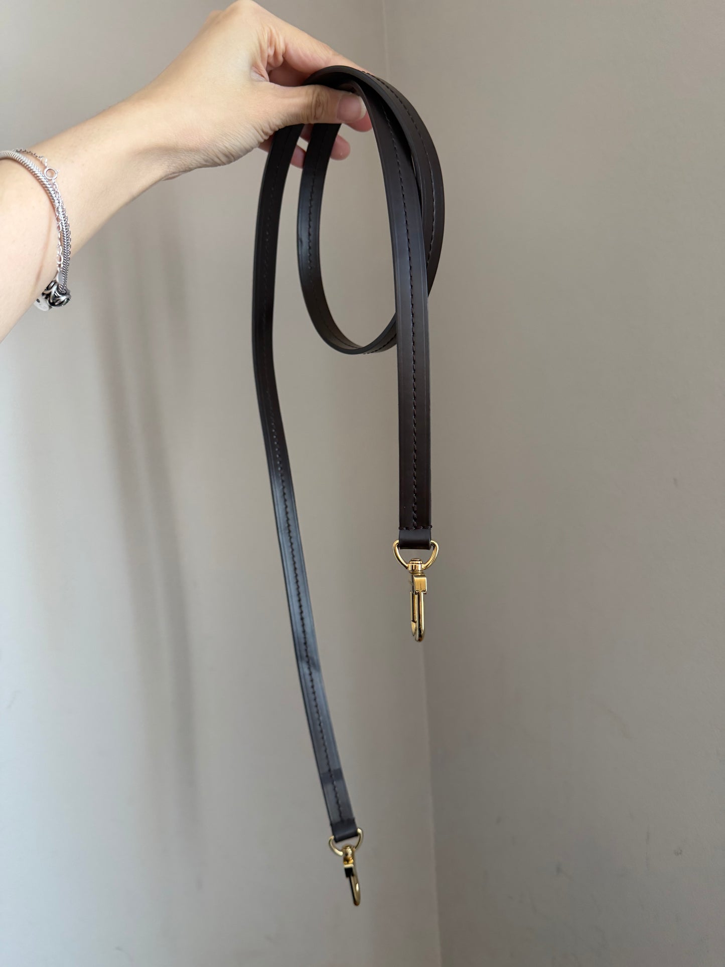 ❗️SOLD❗️Croisette DE (microchip)