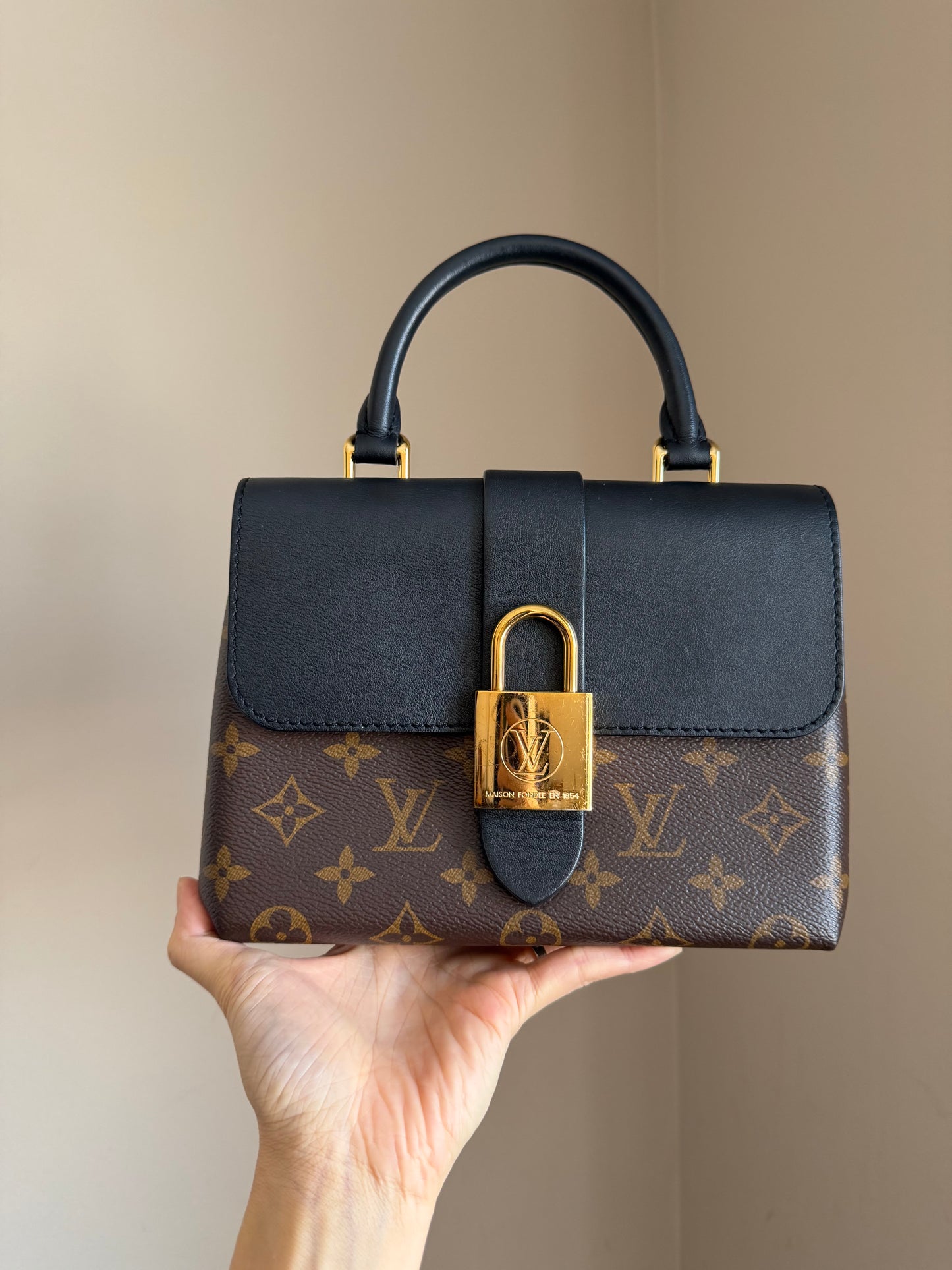❗️SOLD❗️Black Locky BB in Monogram