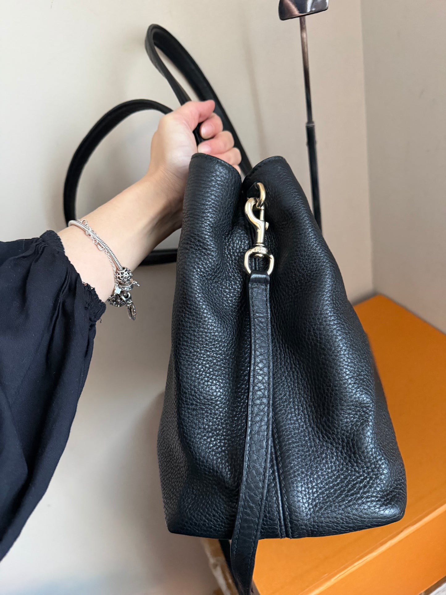 ❗️SOLD❗️Black Soho Tote