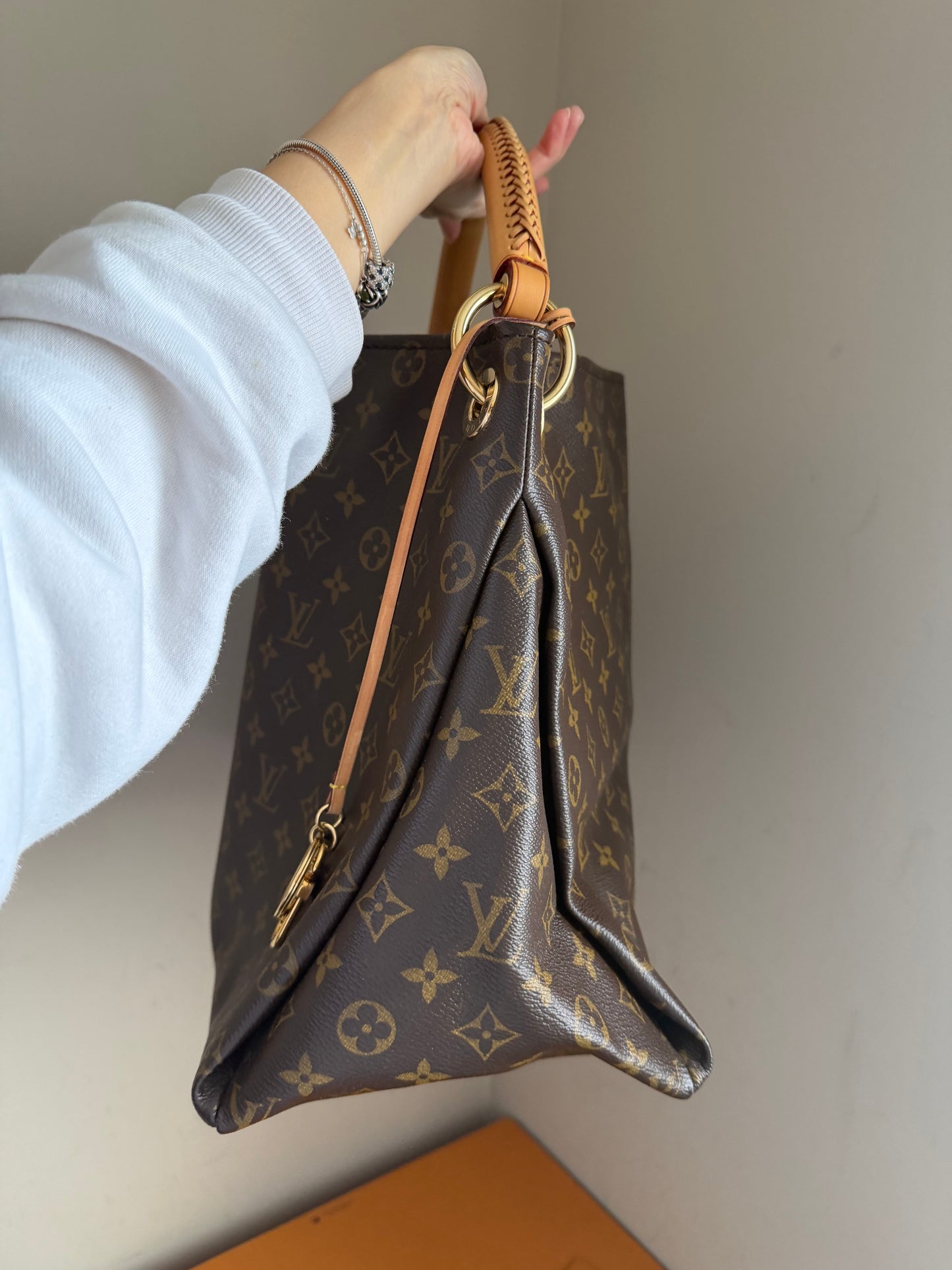 ❗️SOLD❗️Artsy MM in Monogram