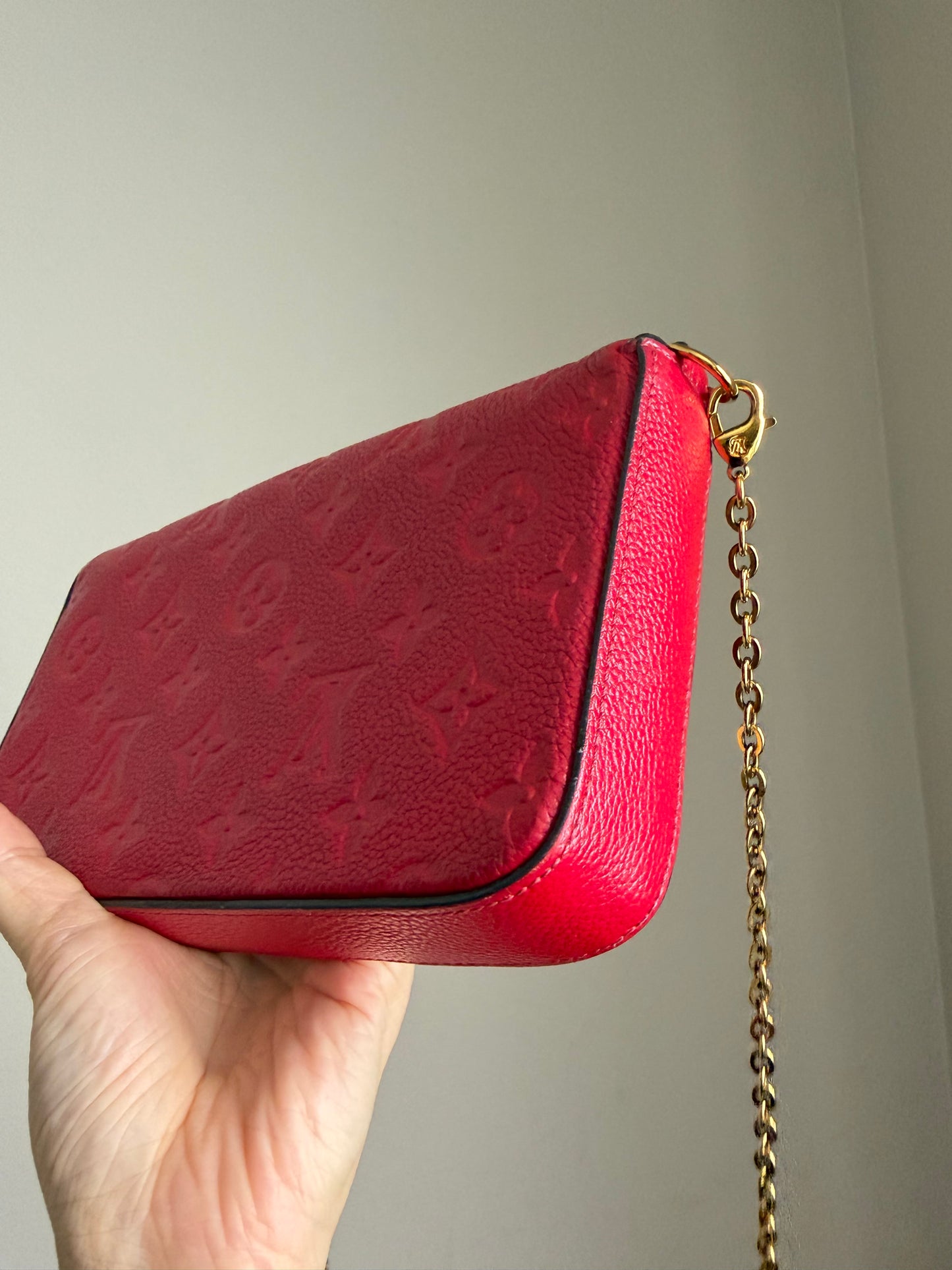 ❗️SOLD❗️Felicie Red Empreinte both Inserts