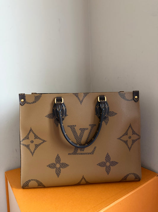 On-The-Go MM in Reverse Monogram