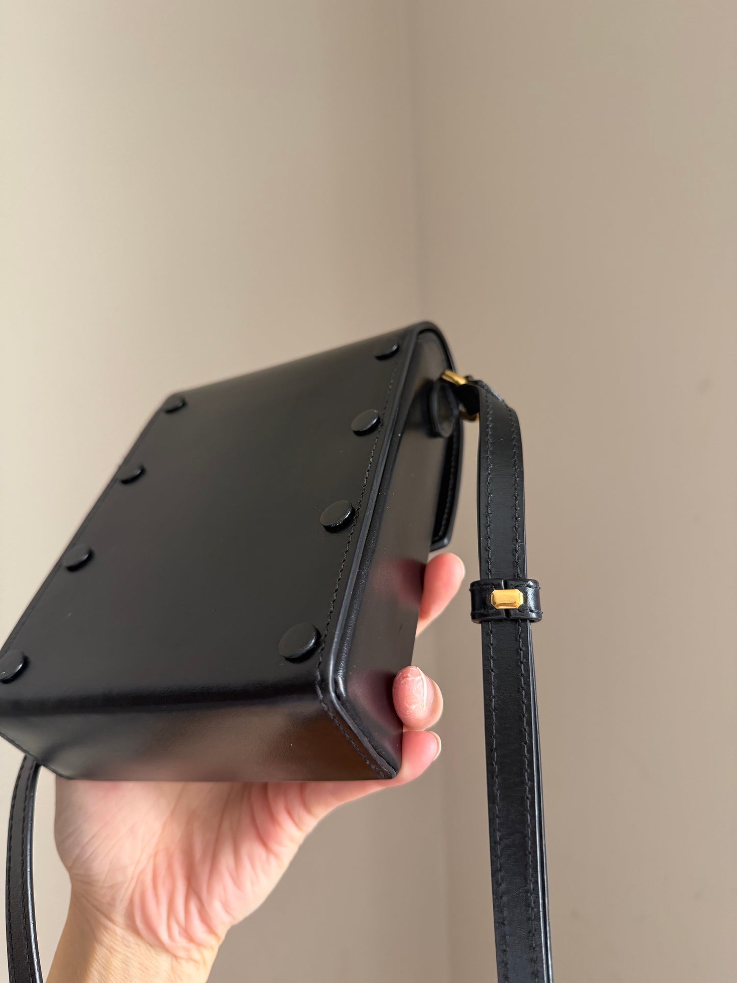 ❗️SOLD❗️Black Horsebit Phone Holder