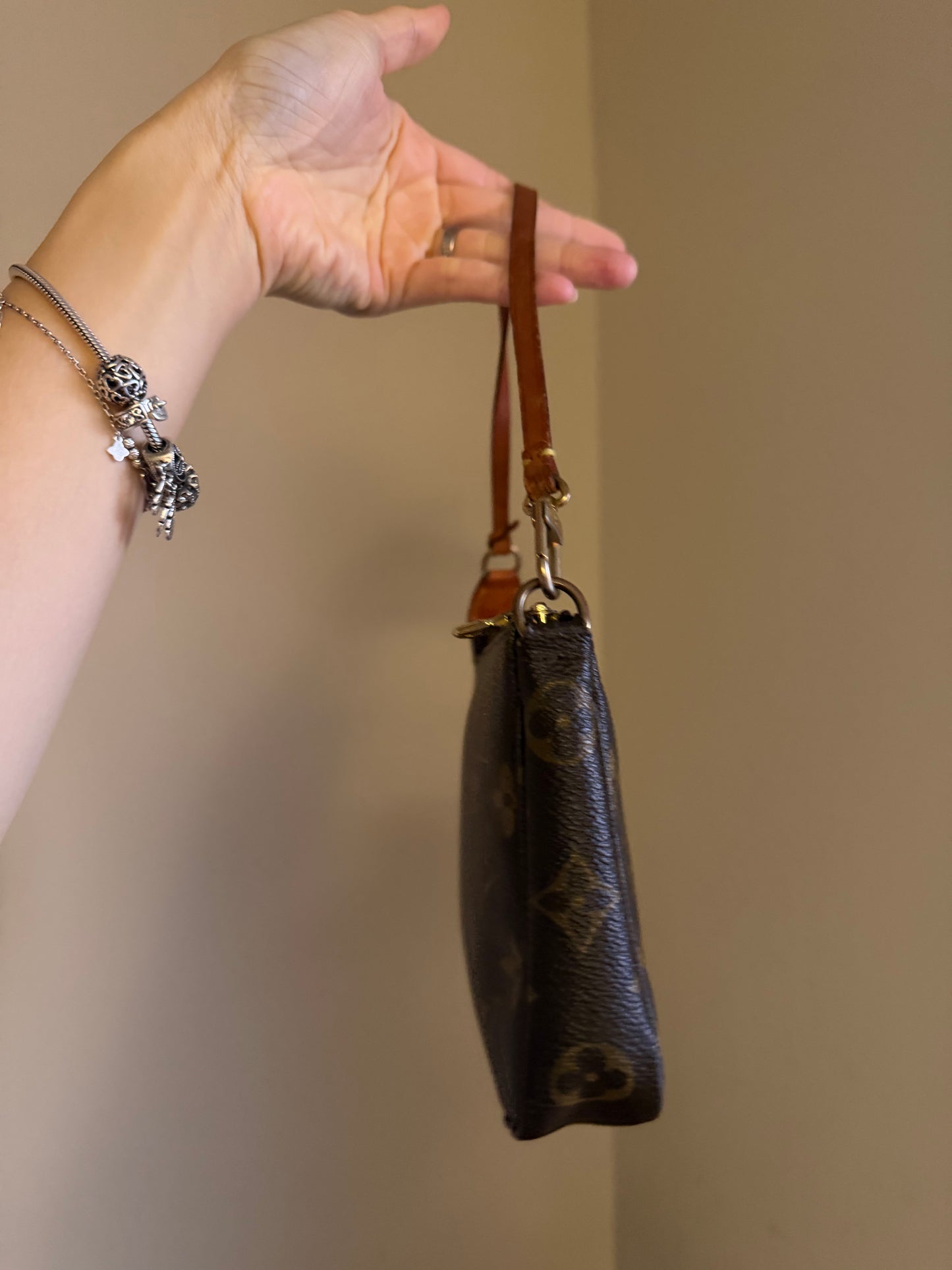 ❗️SOLD❗️Monogram Pochette