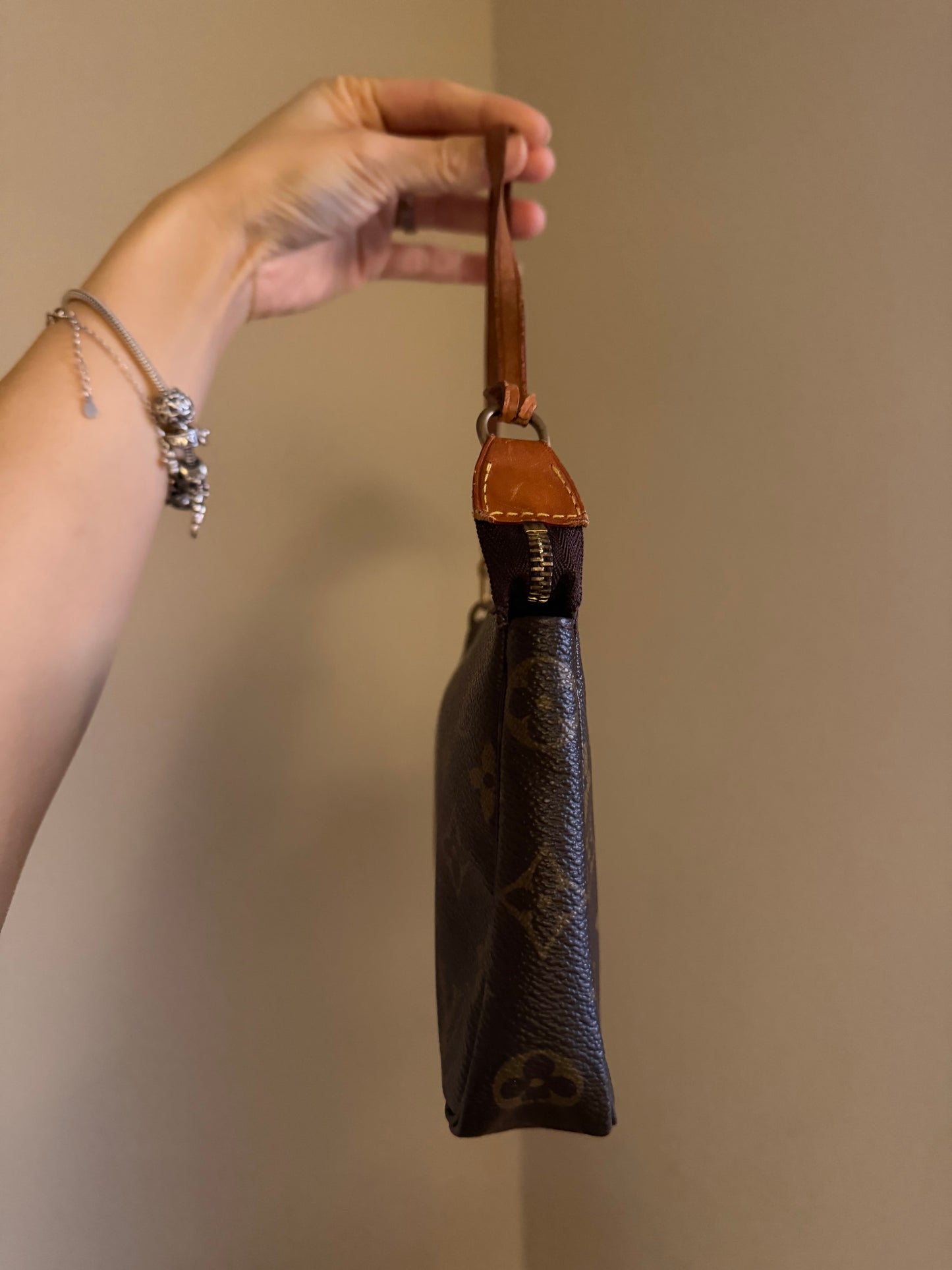 ❗️SOLD❗️Monogram Pochette