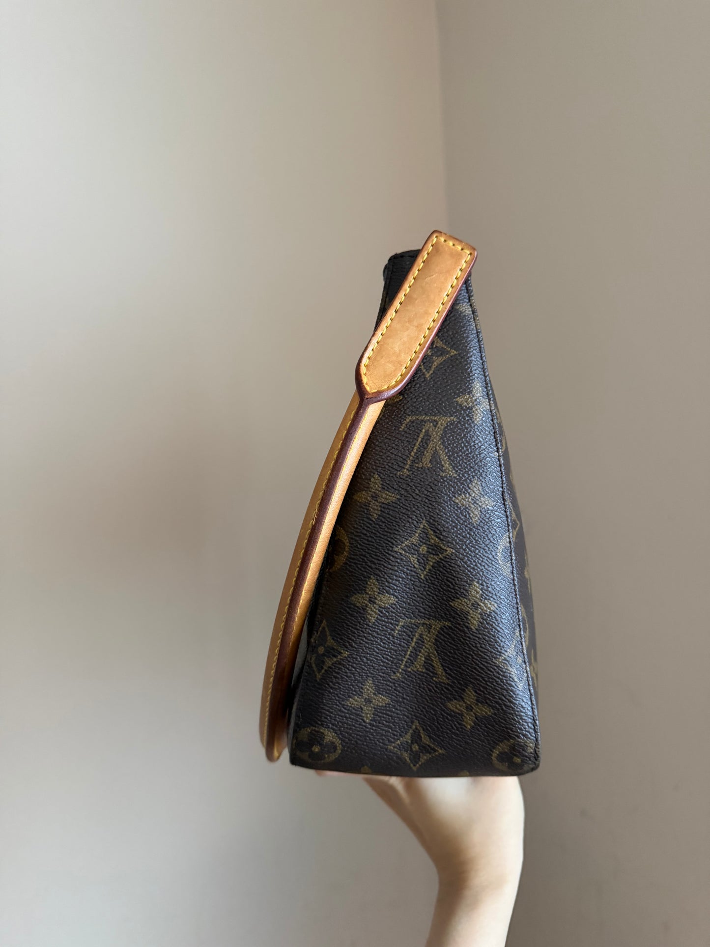 ❗️SOLD❗️Looping MM monogram