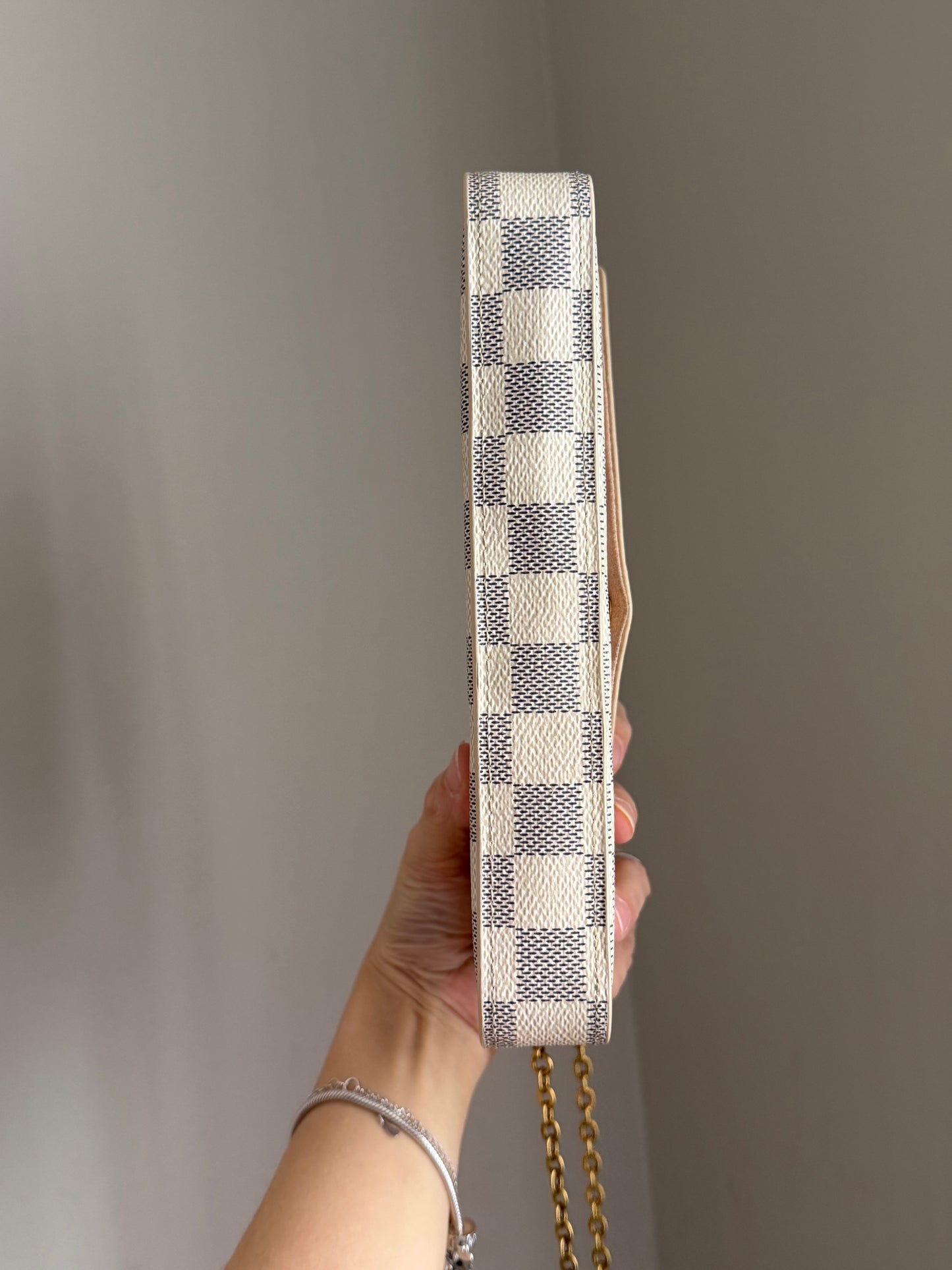 ❗️SOLD❗️Damier Azur Felicie Bag Only no Inserts