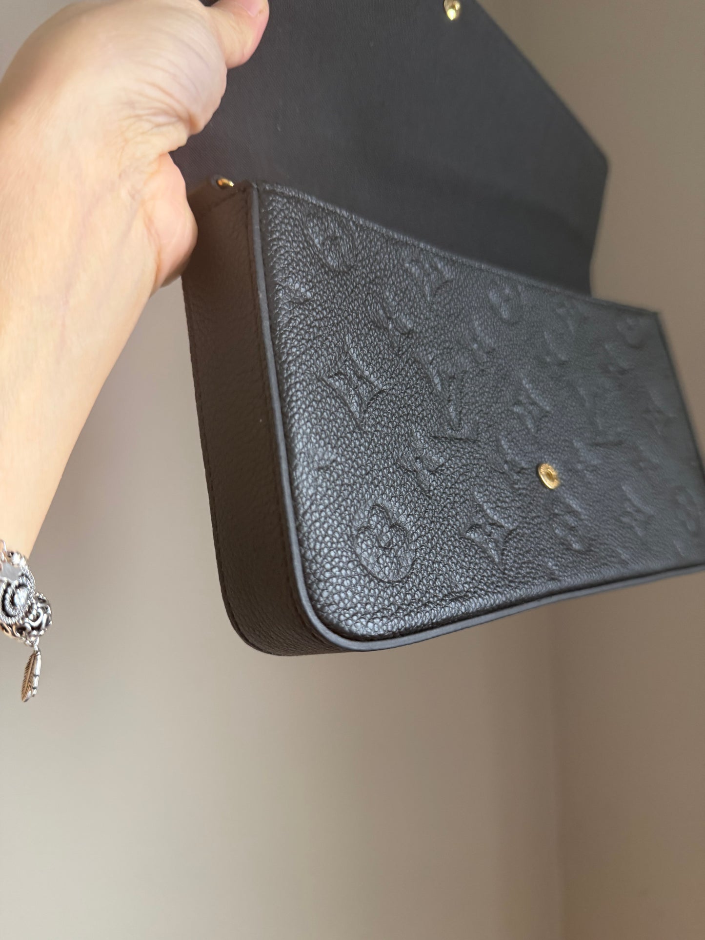 ❗️SOLD❗️Black Empreinte Felicie both inserts (microchip)