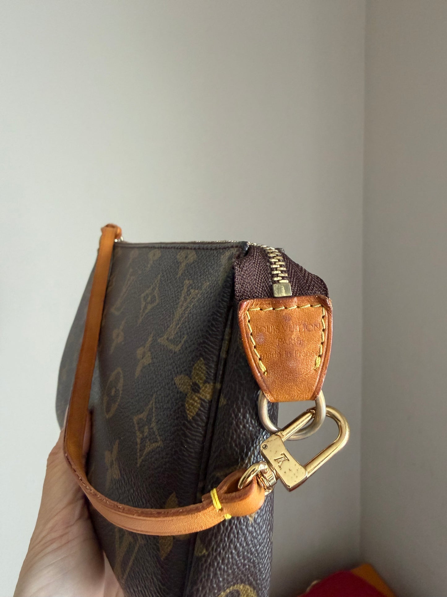 ❗️SOLD❗️Monogram Pochette