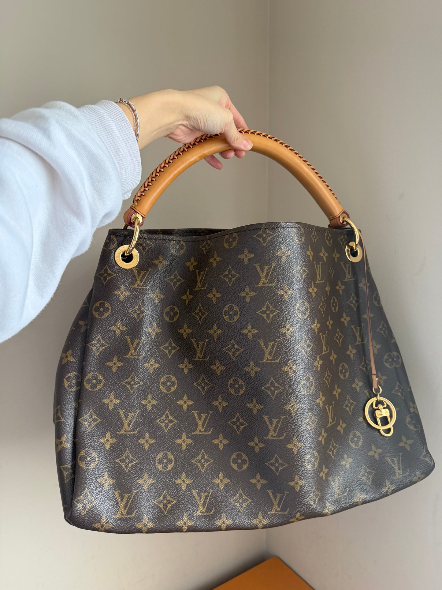 ❗️SOLD❗️Artsy MM in Monogram