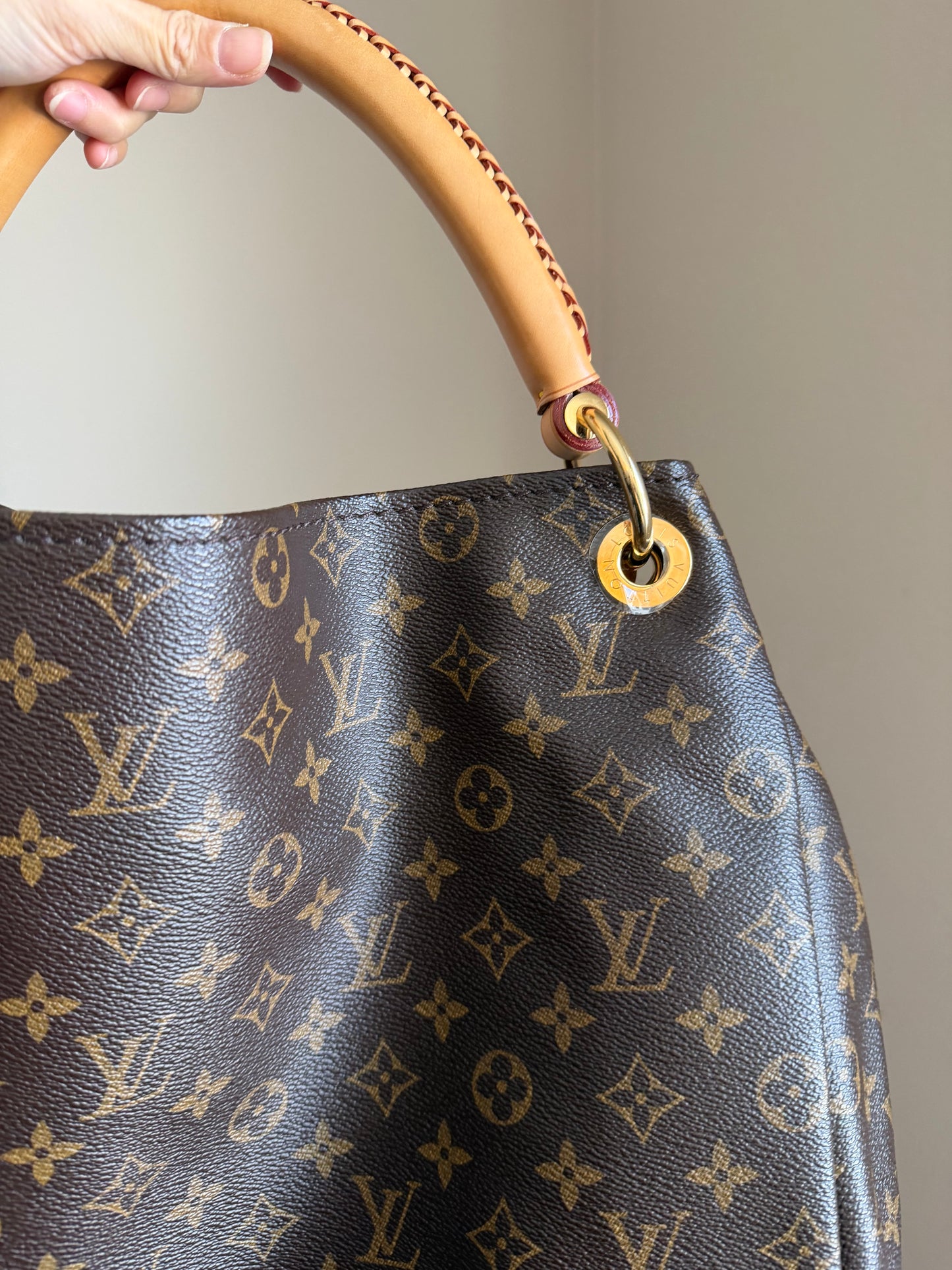 ❗️SOLD❗️Artsy MM in monogram