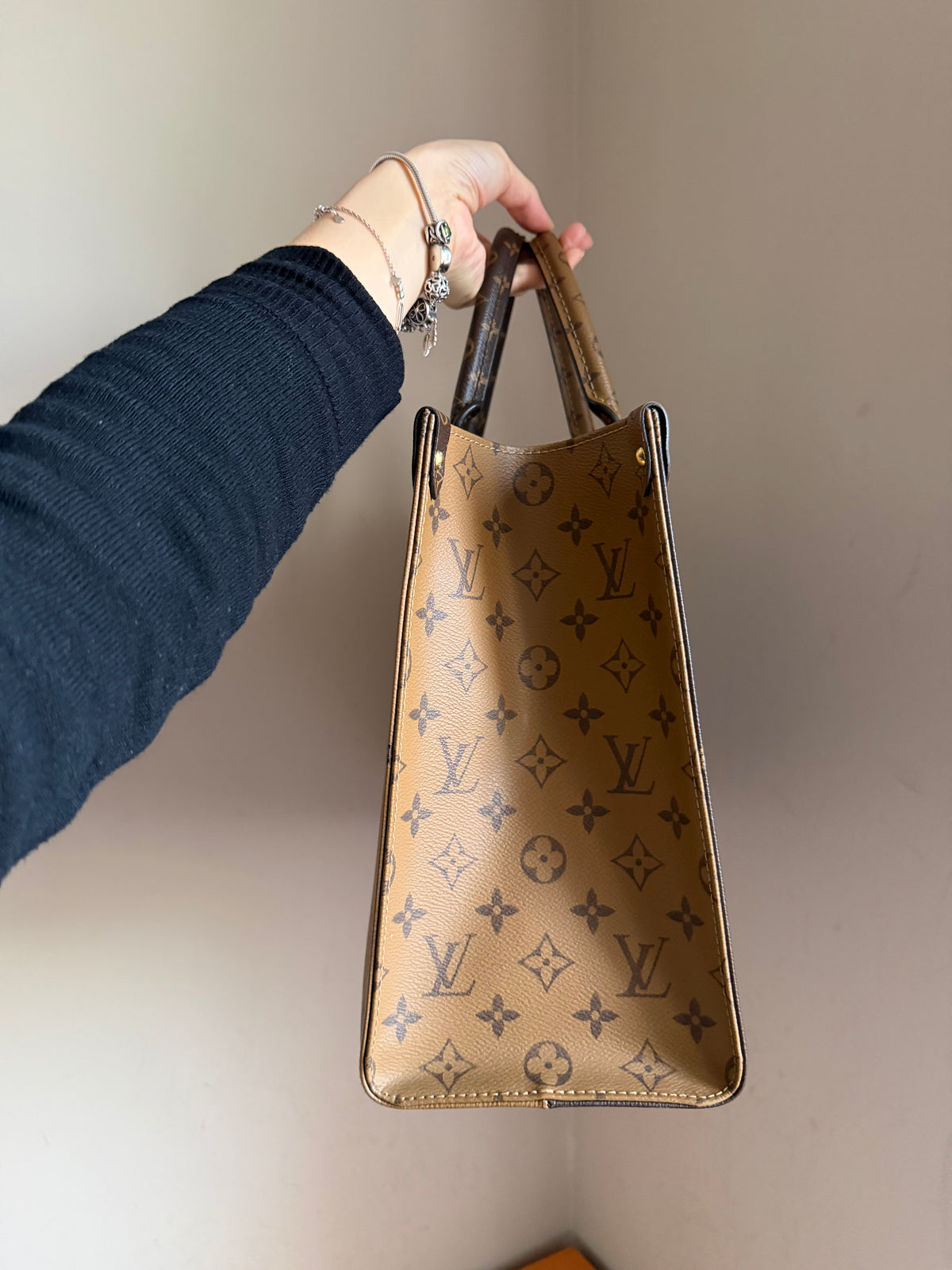 ❌SOLD❌ On-The-Go MM in Reverse Monogram