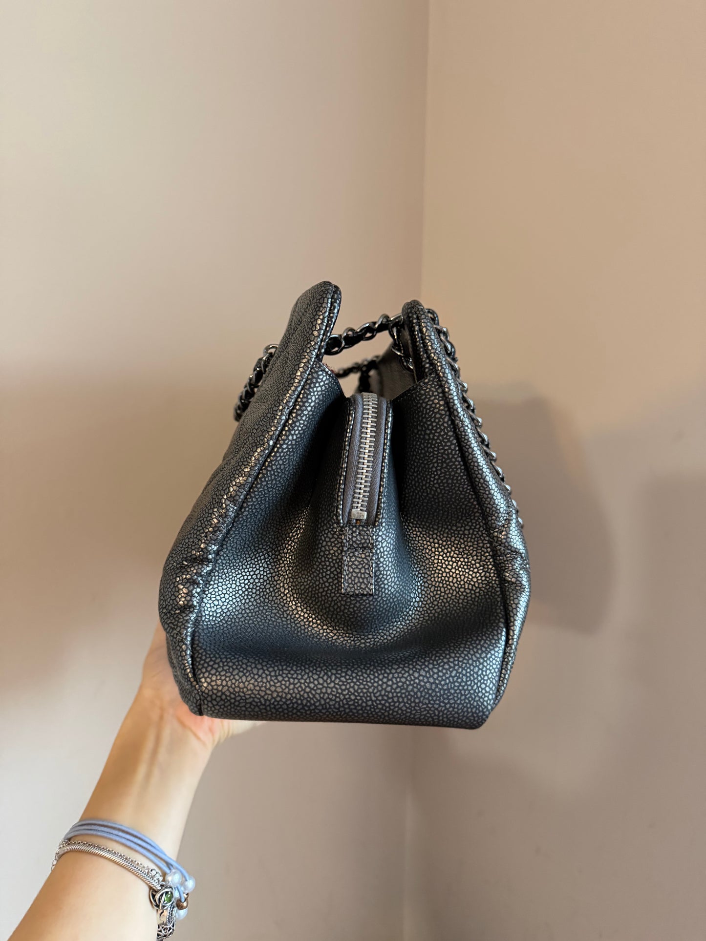 ❗️SOLD❗️Timeless Tote Metallic