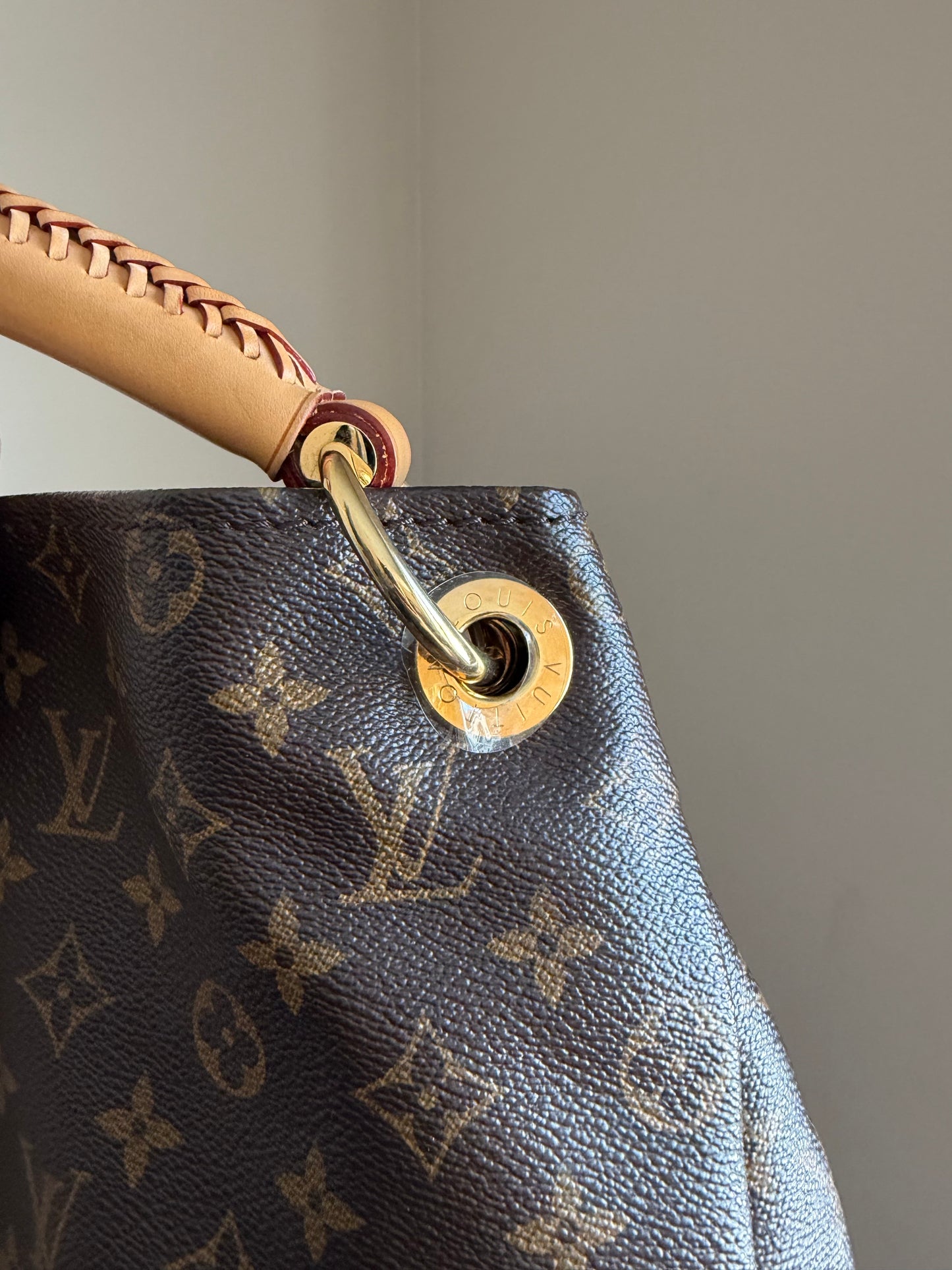 ❗️SOLD❗️Artsy MM in monogram