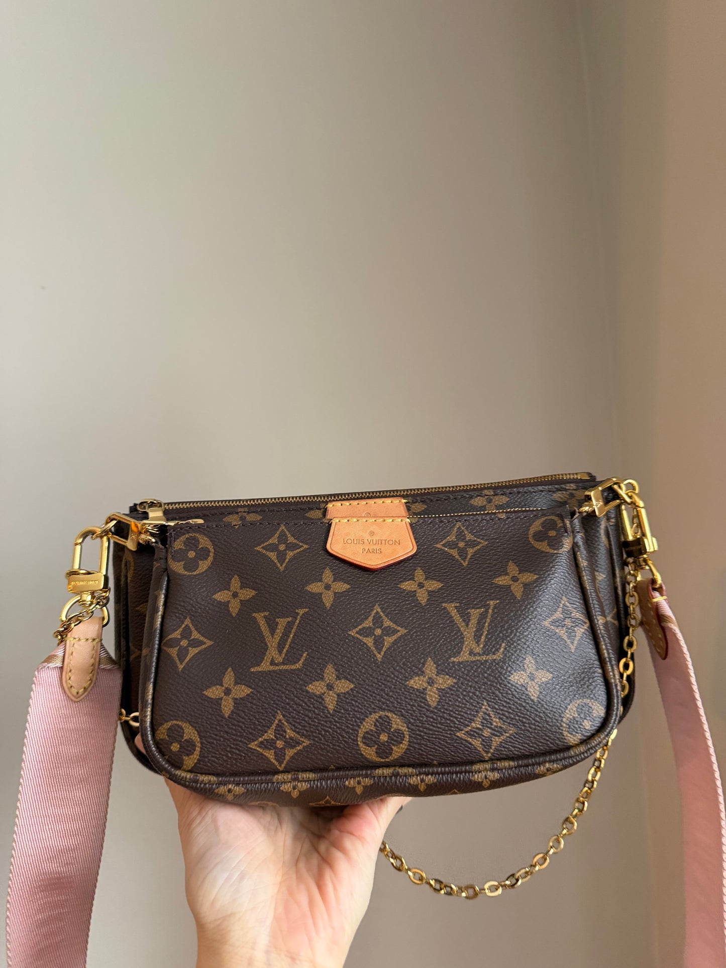 ❗️SOLD❗️MultiPochette in Monogram Pink Strap