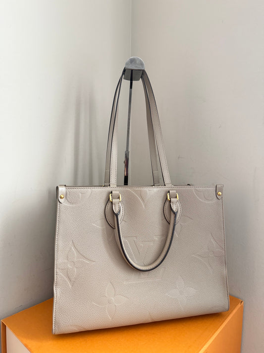 ❗️SOLD❗️On-The-Go MM turtledove (microchip)