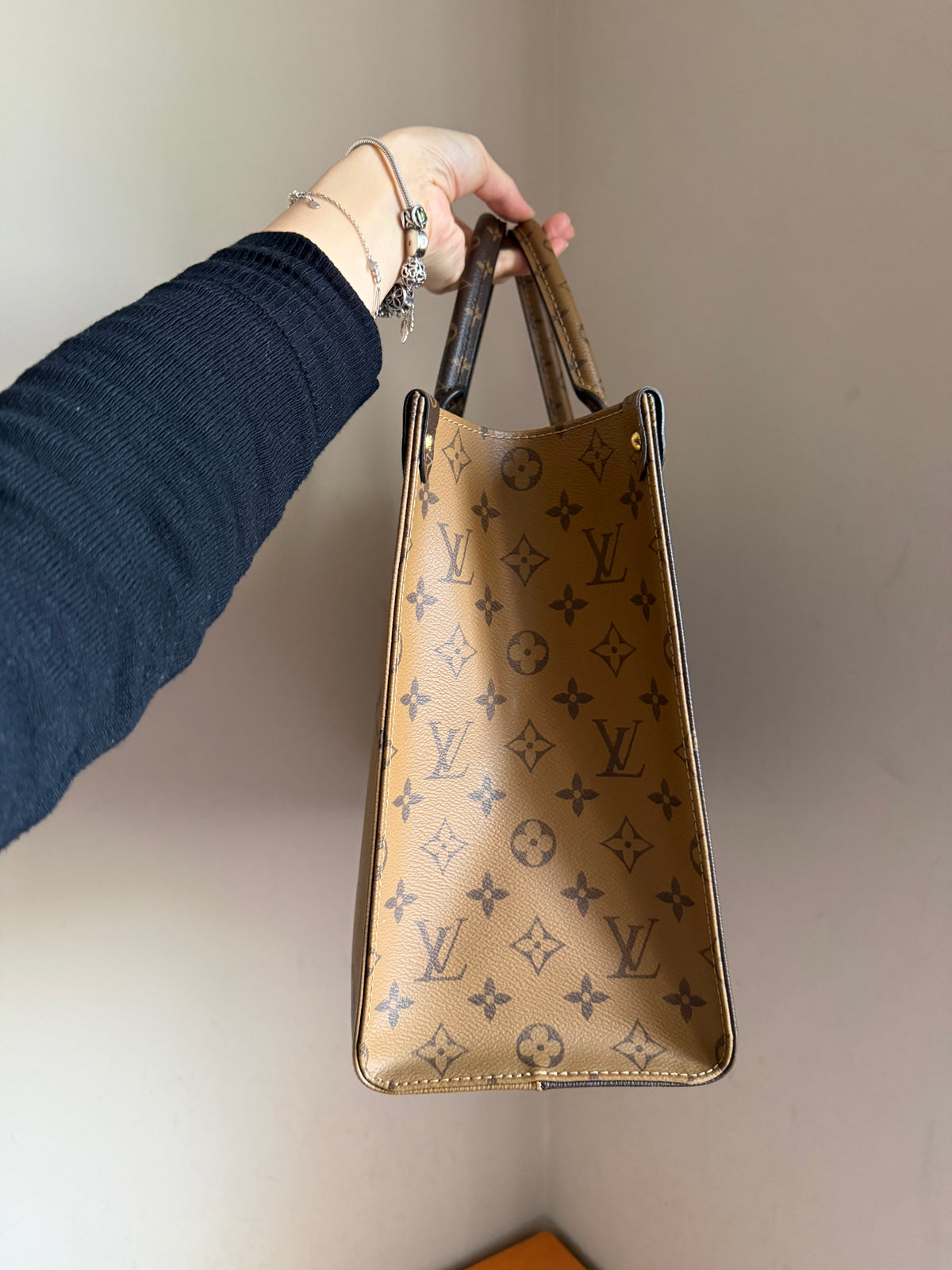 ❌SOLD❌ On-The-Go MM in Reverse Monogram