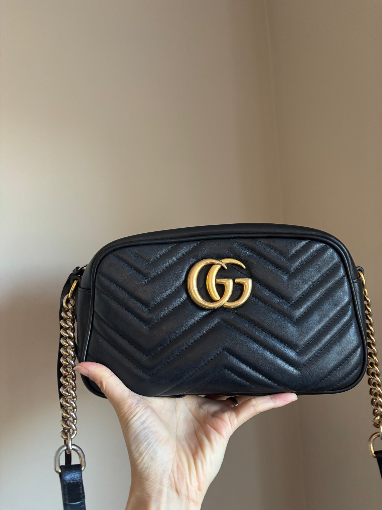 ❗️SOLD❗️Black Camera Marmont Small Bag