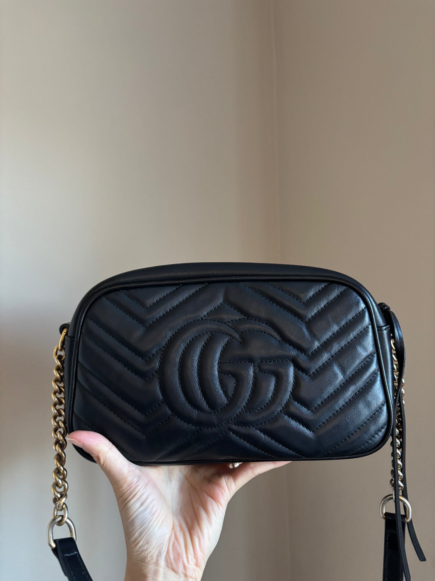 ❗️SOLD❗️Black Camera Marmont Small Bag