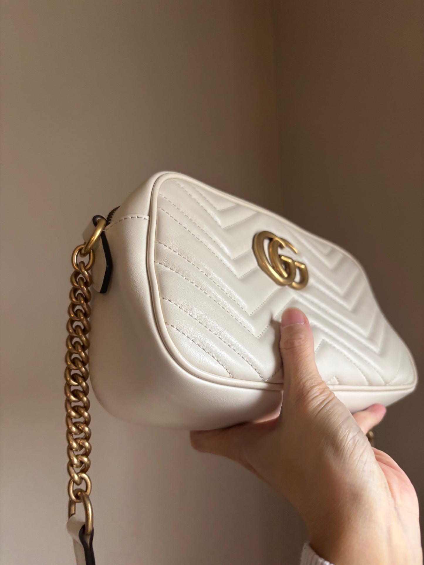 ❗️SOLD❗️Camera Marmont Small Bag in White