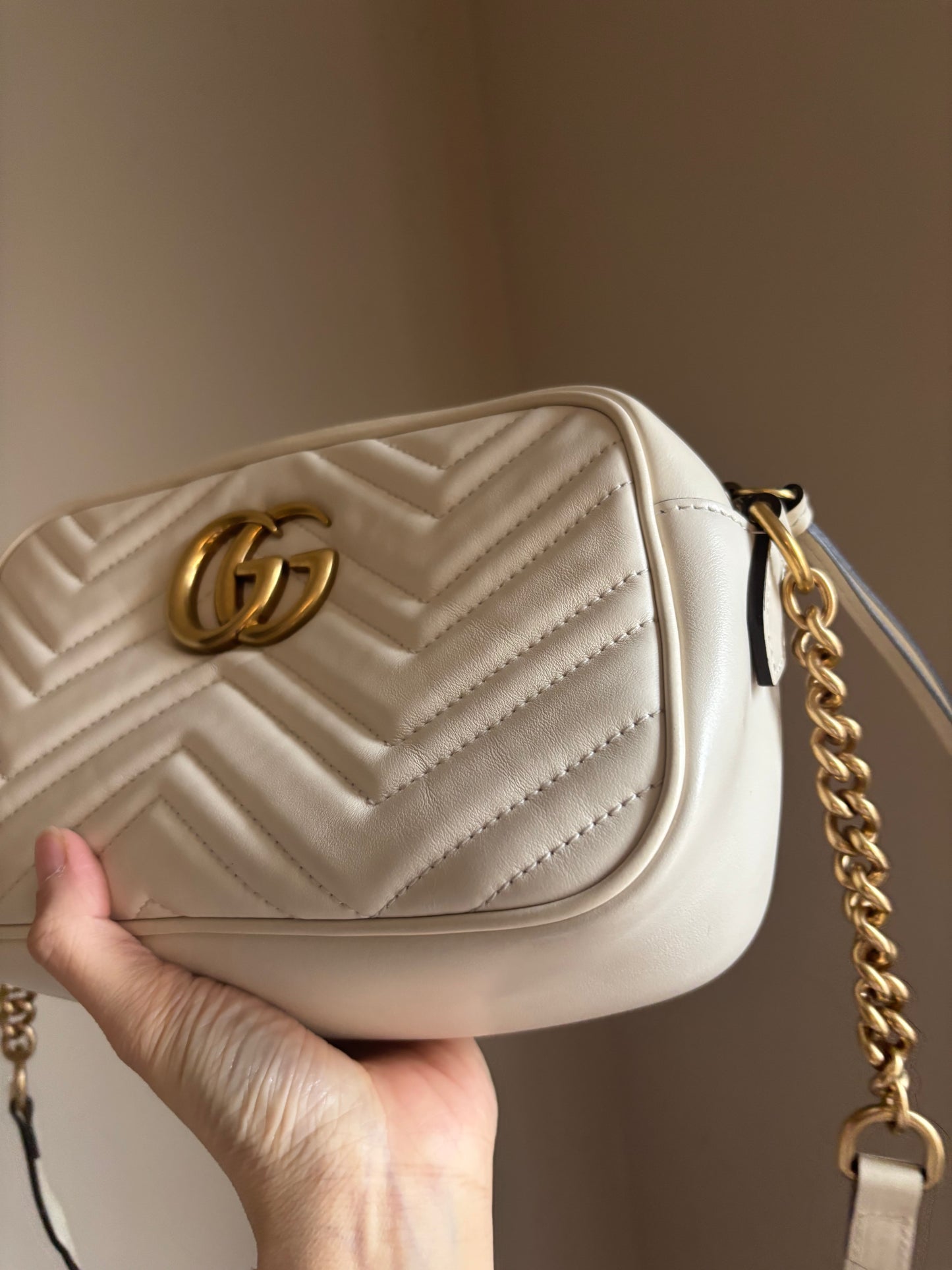 ❗️SOLD❗️Camera Marmont Small Bag in White