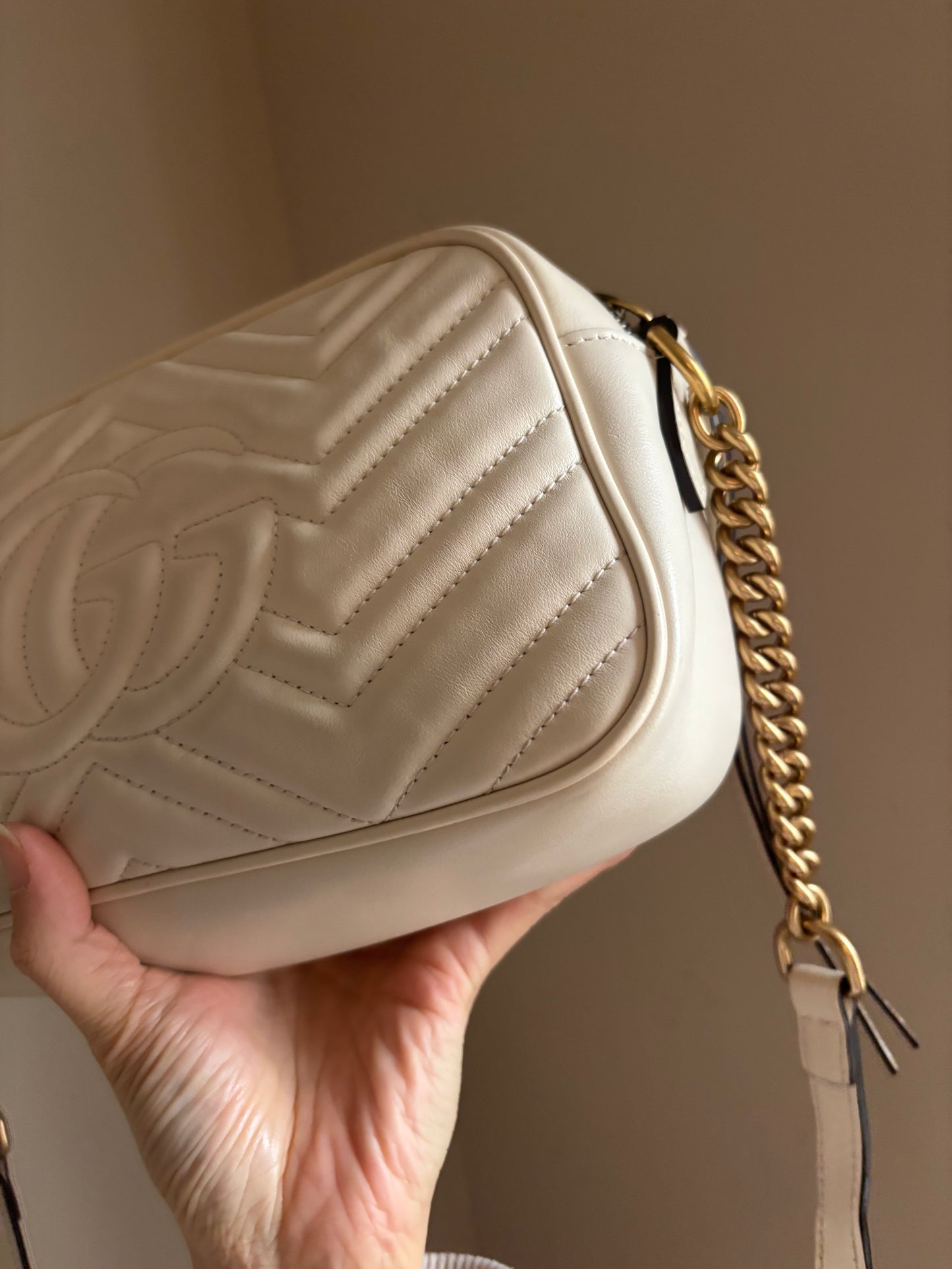 ❗️SOLD❗️Camera Marmont Small Bag in White