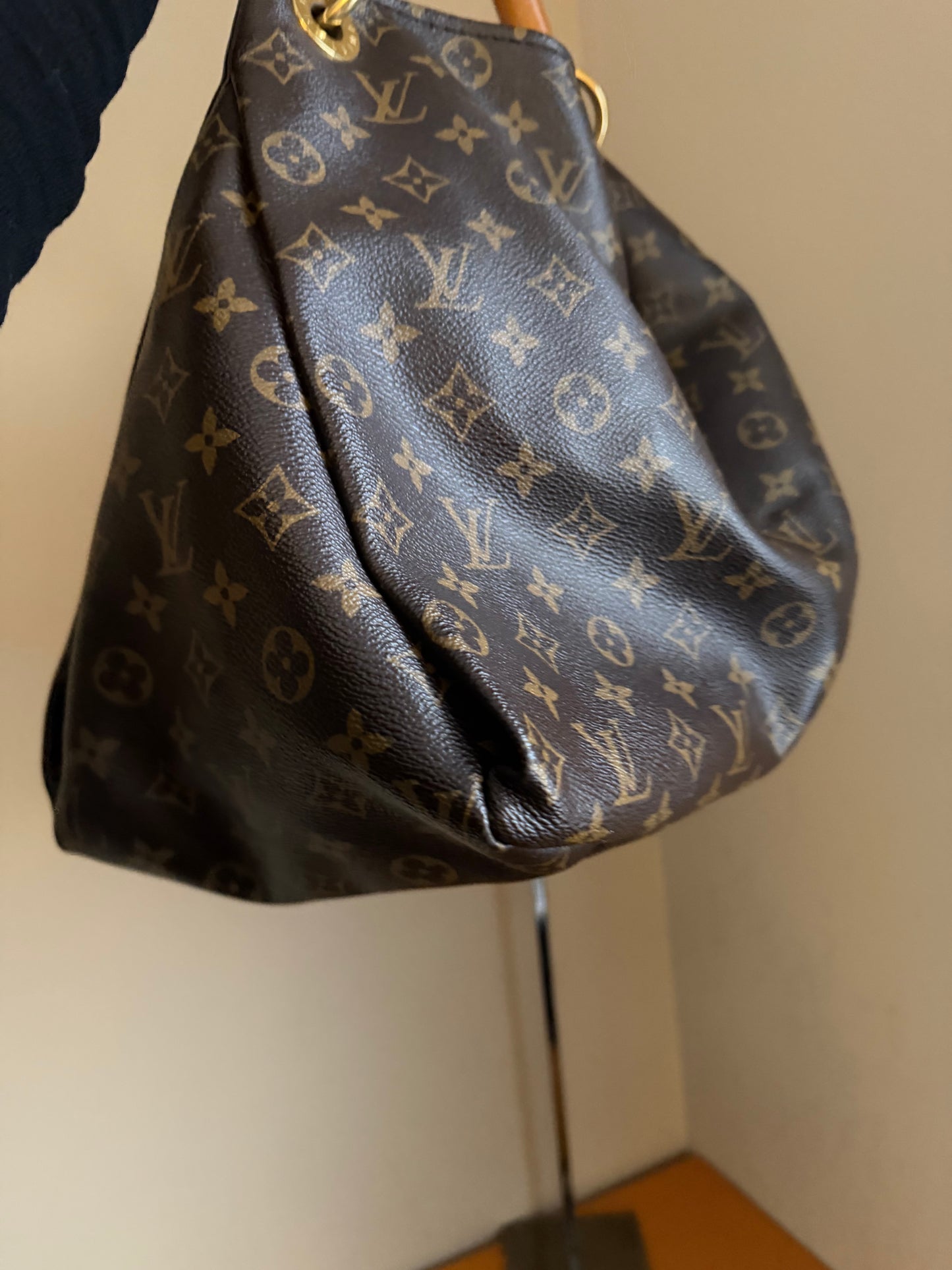 ❗️SOLD❗️Artsy MM monogram