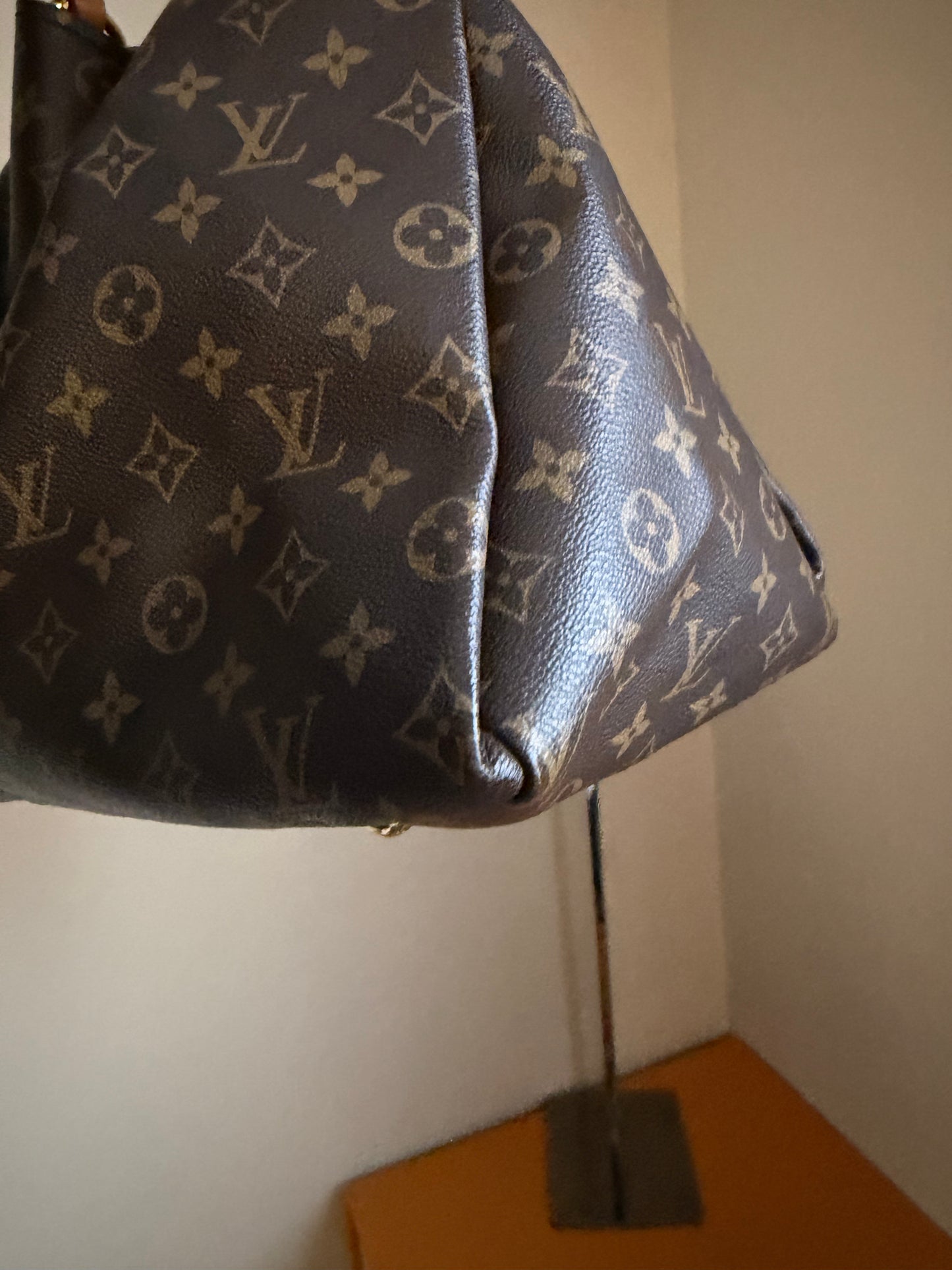 ❗️SOLD❗️Artsy MM monogram