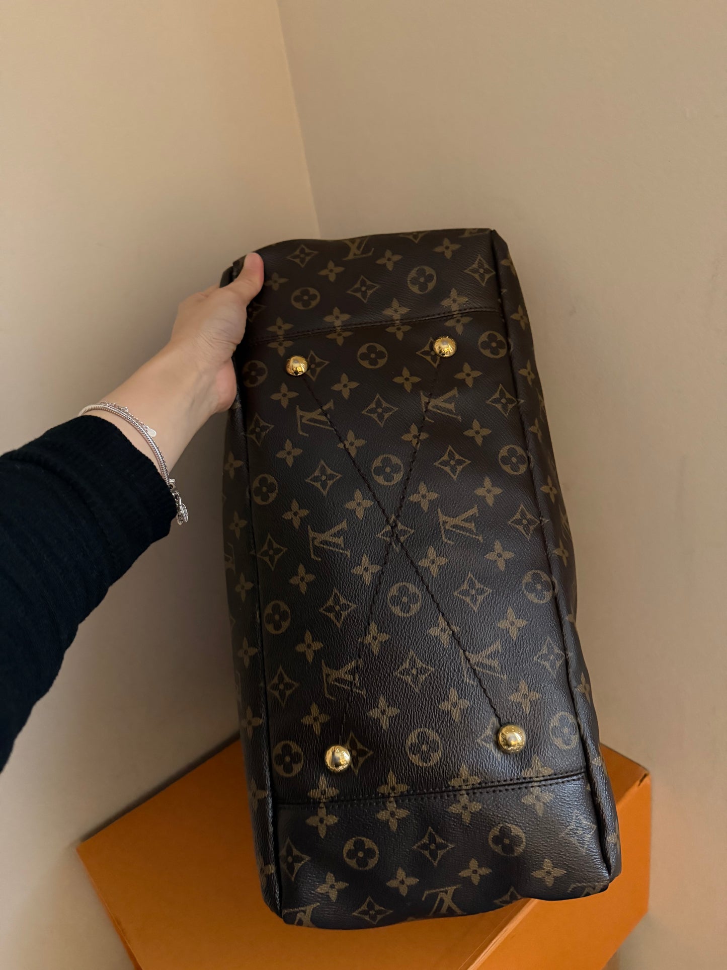 ❗️SOLD❗️Artsy MM monogram