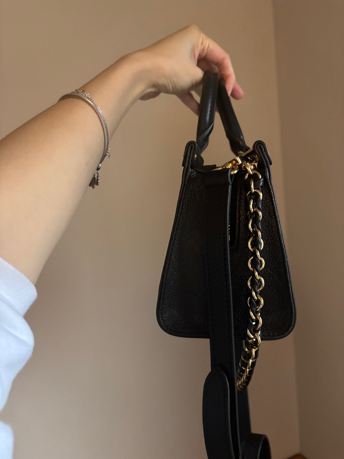 ❗️SOLD❗️ Black Empreinte OnTheGo East West (microchip)