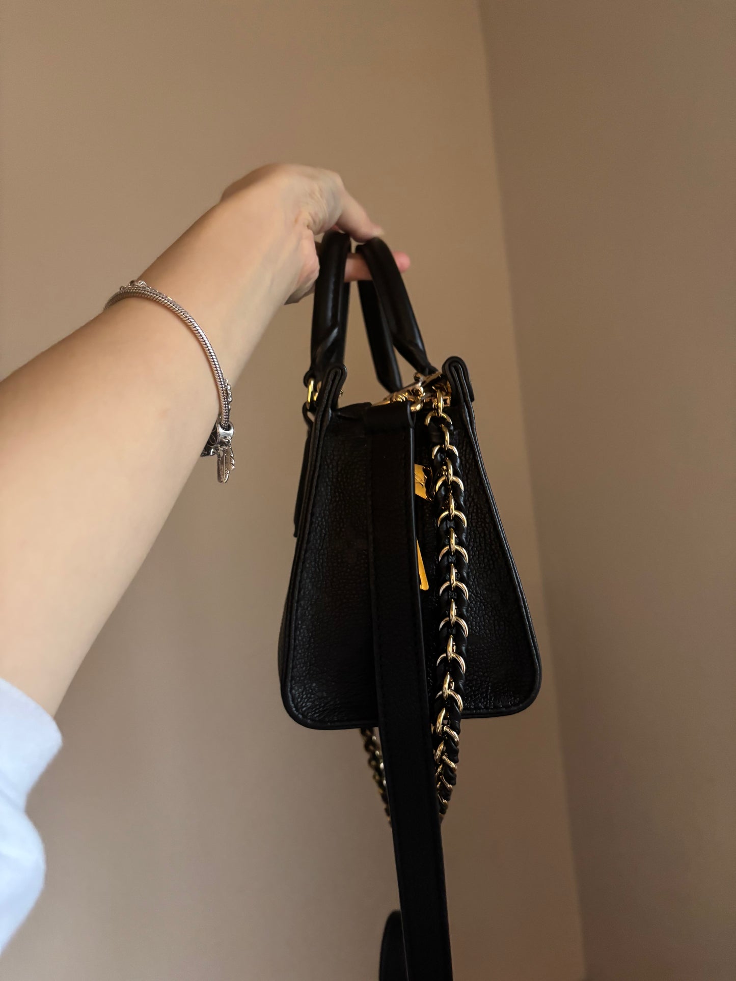 ❗️SOLD❗️ Black Empreinte OnTheGo East West (microchip)