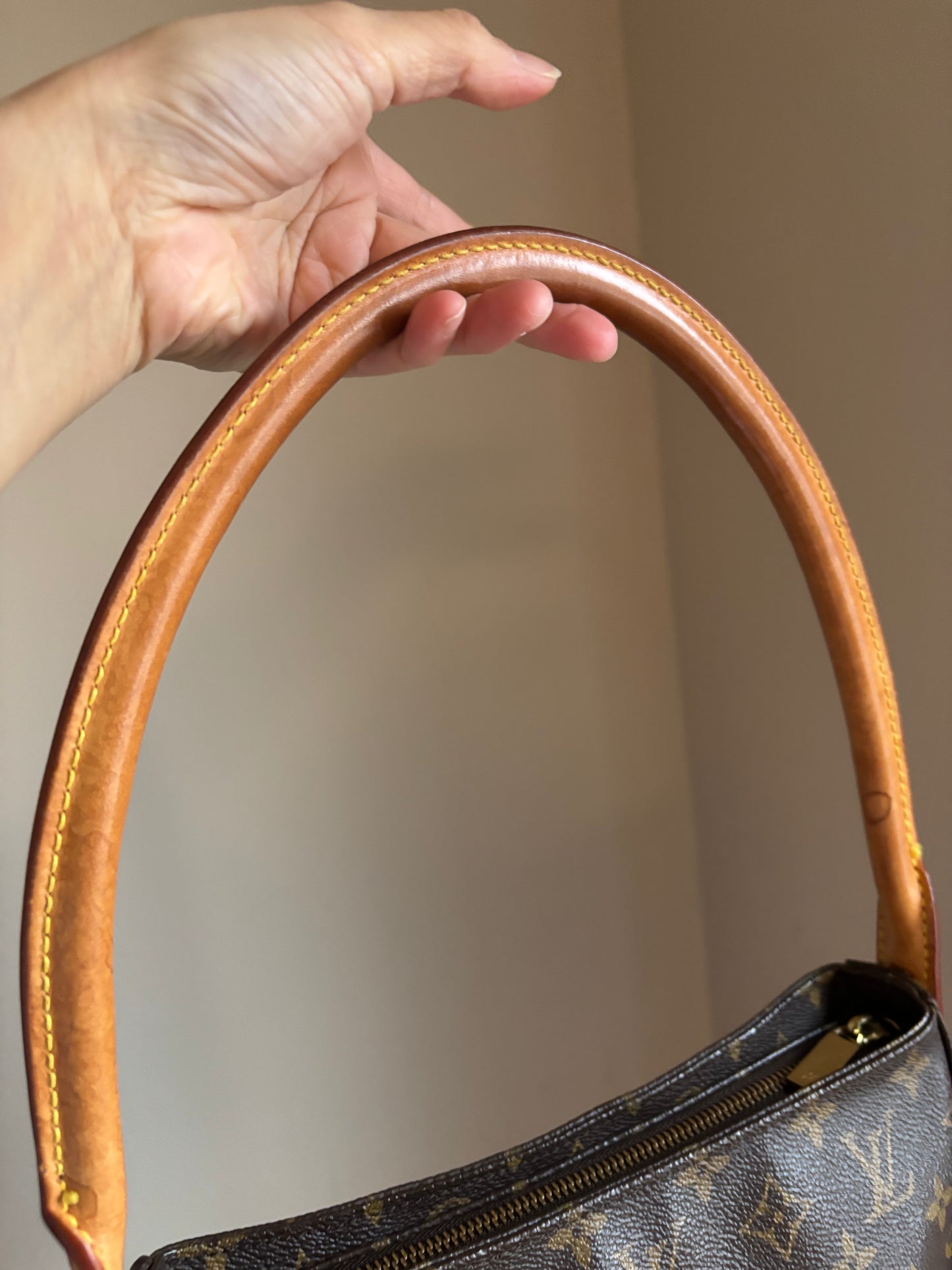 ❗️SOLD❗️Looping MM Monogram