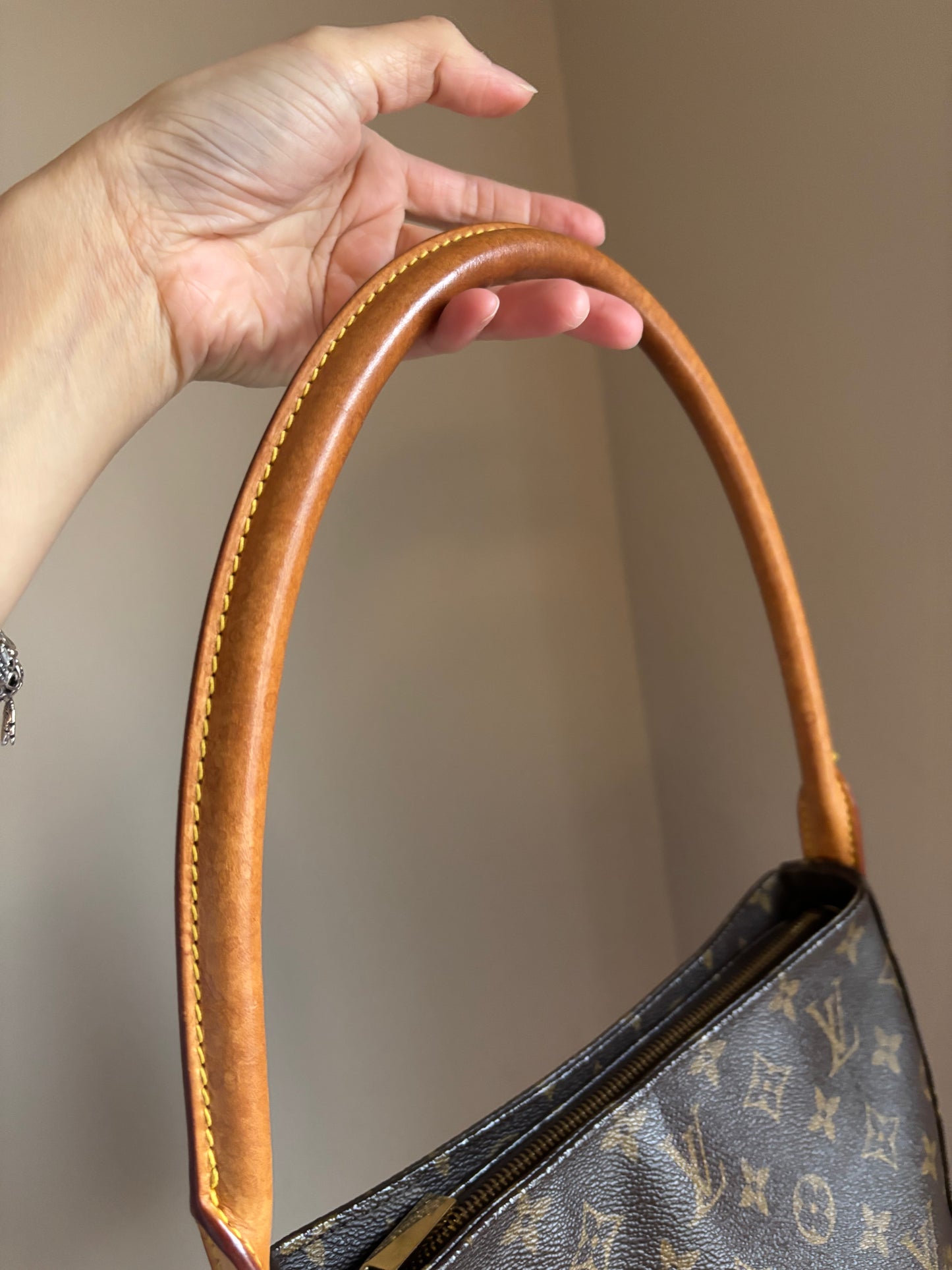 ❗️SOLD❗️Looping MM Monogram