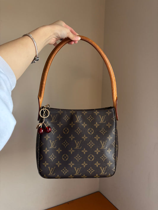 ❗️SOLD❗️Looping MM Monogram