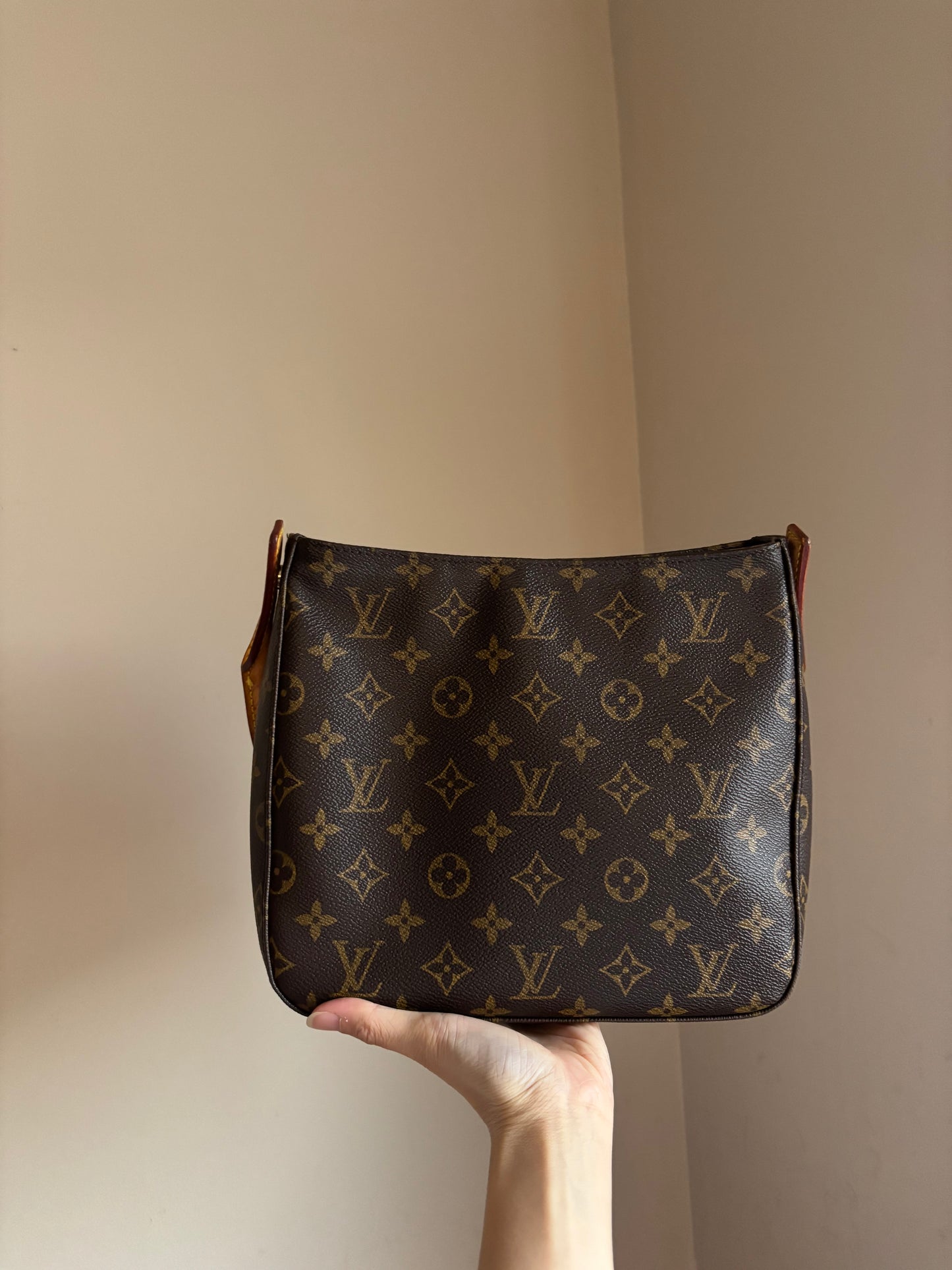 ❗️SOLD❗️Looping MM Monogram