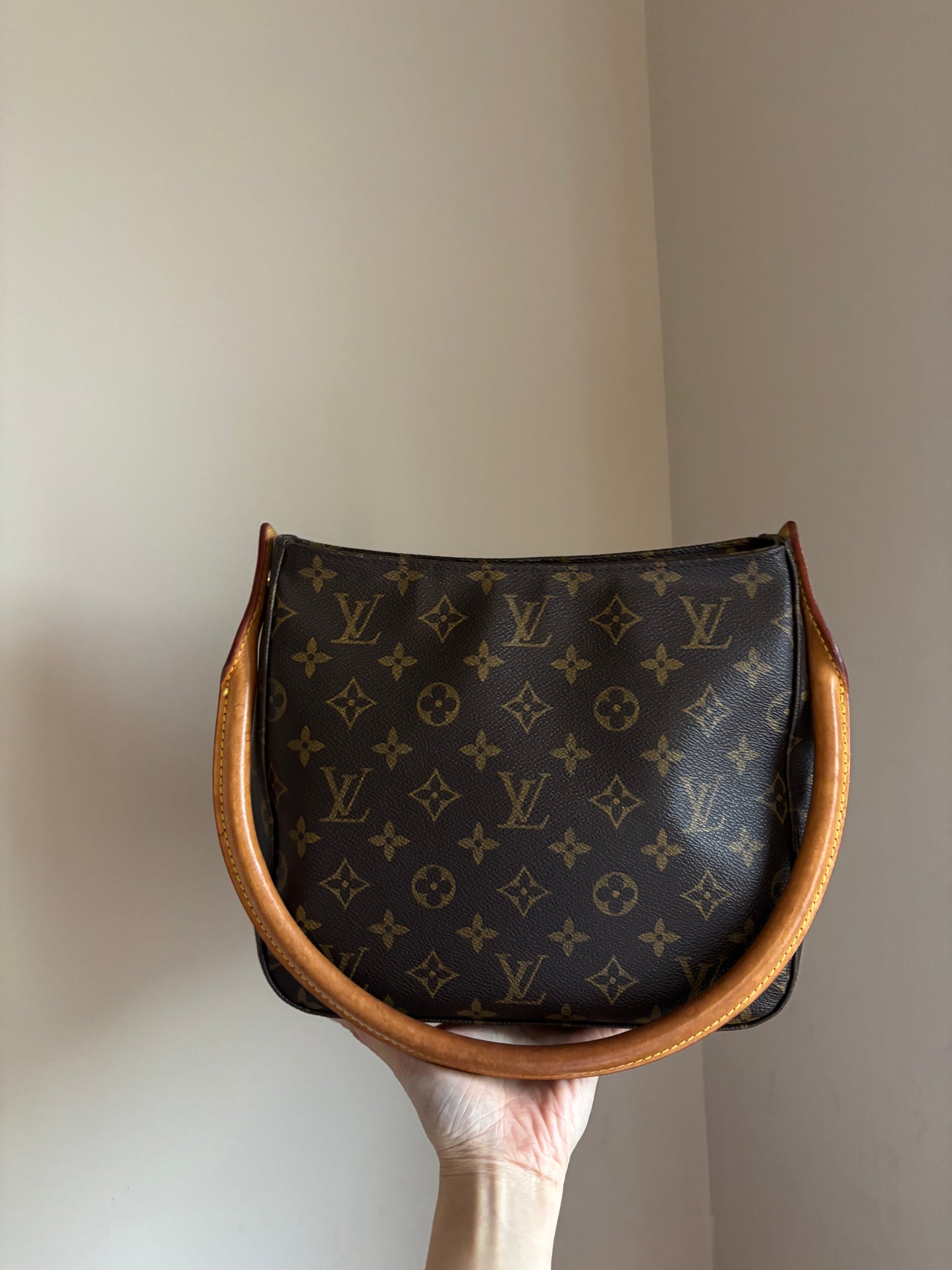 ❗️SOLD❗️Looping MM Monogram