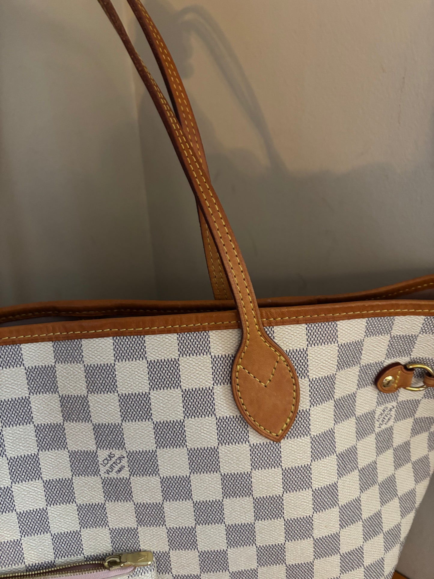 ❗️SOLD❗️DA neverfull with pouch (pink interior)
