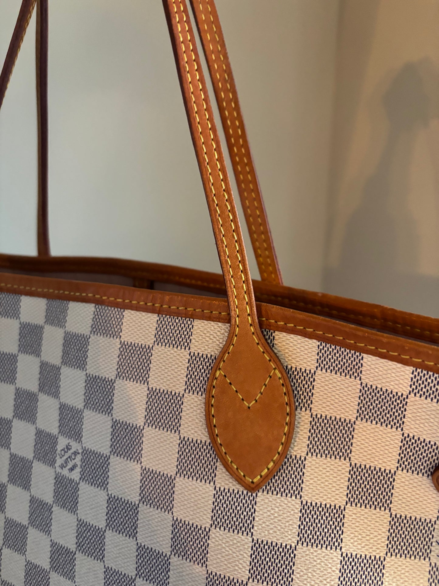 ❗️SOLD❗️DA neverfull with pouch (pink interior)