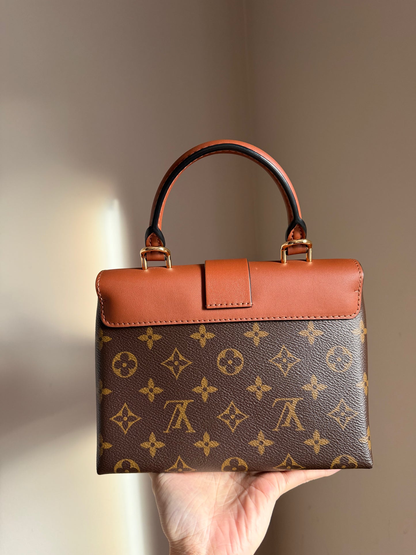 ❗️SOLD❗️ Brown Locky BB Crossbody Bag